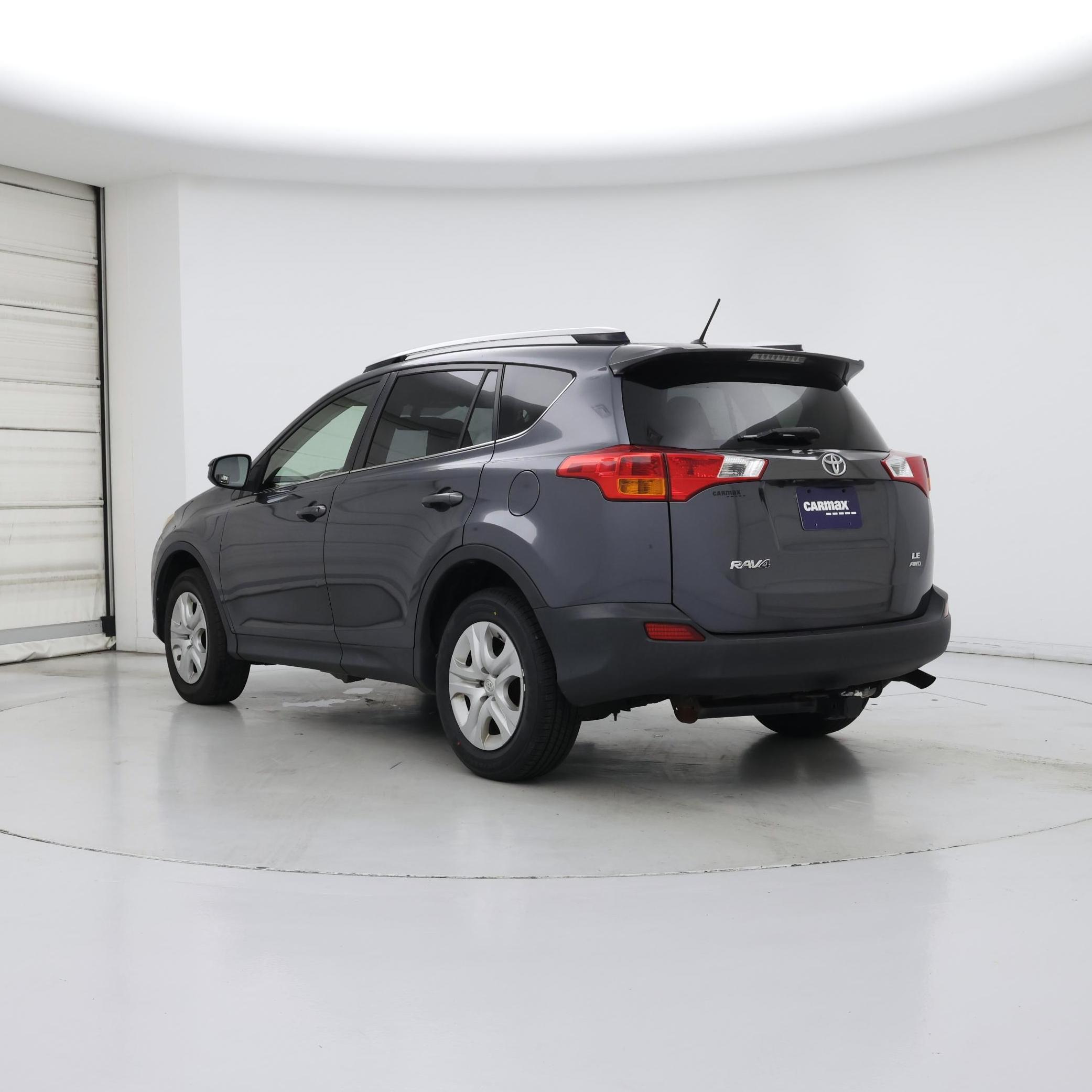 Thumbnail: 2015 Toyota RAV4 - 2