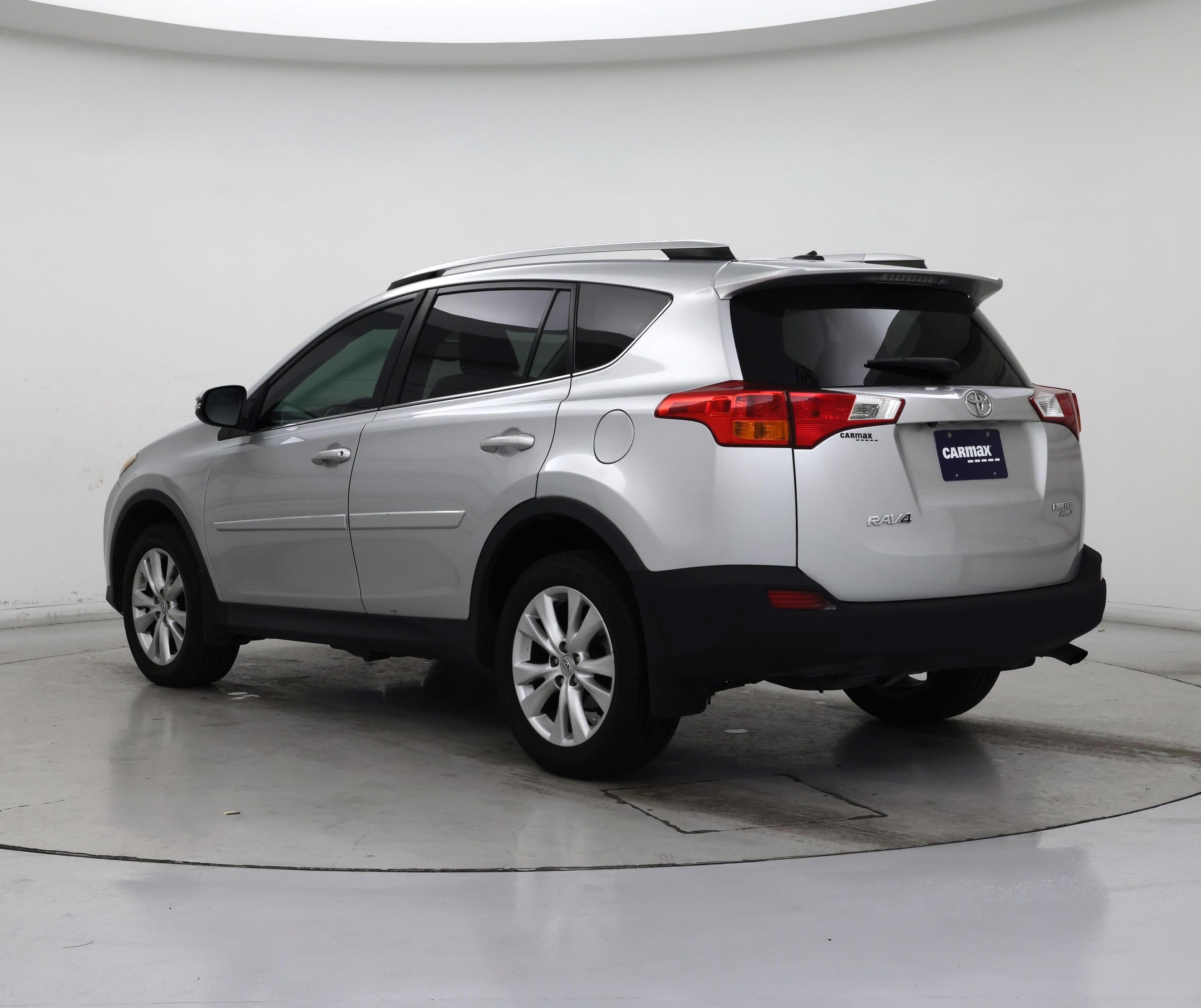 Thumbnail: 2015 Toyota RAV4 - 2