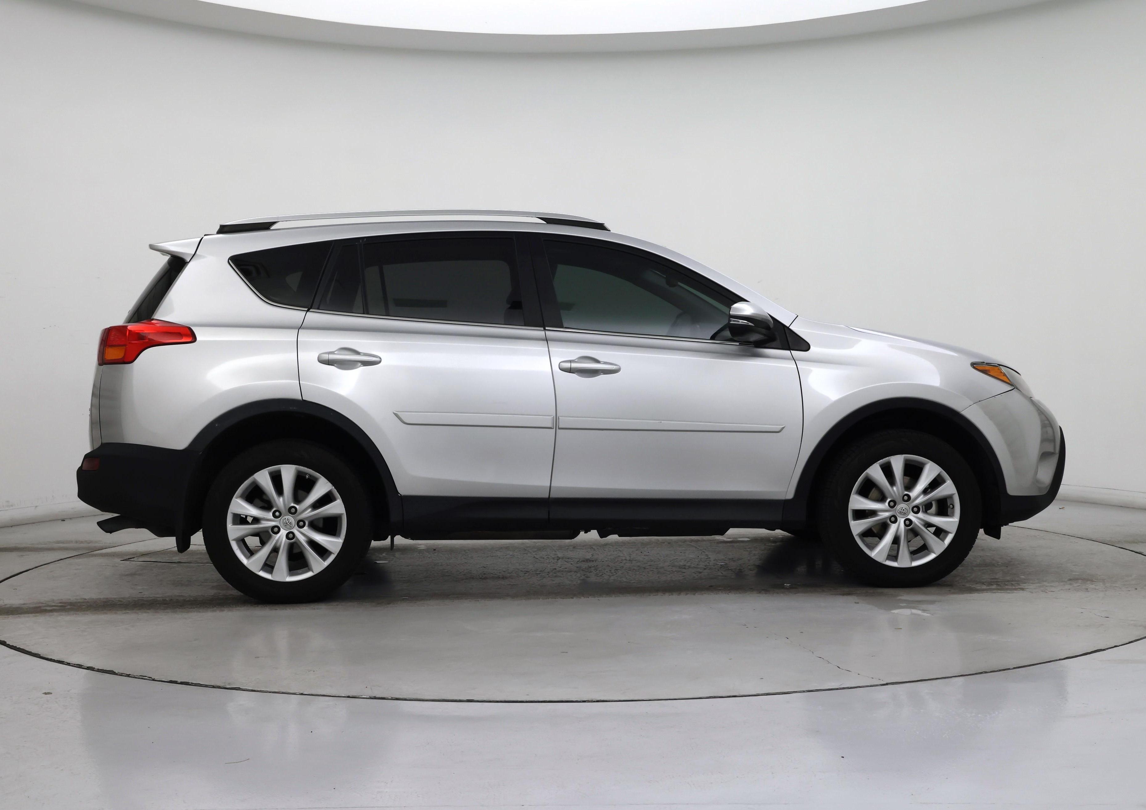Thumbnail: 2015 Toyota RAV4 - 7