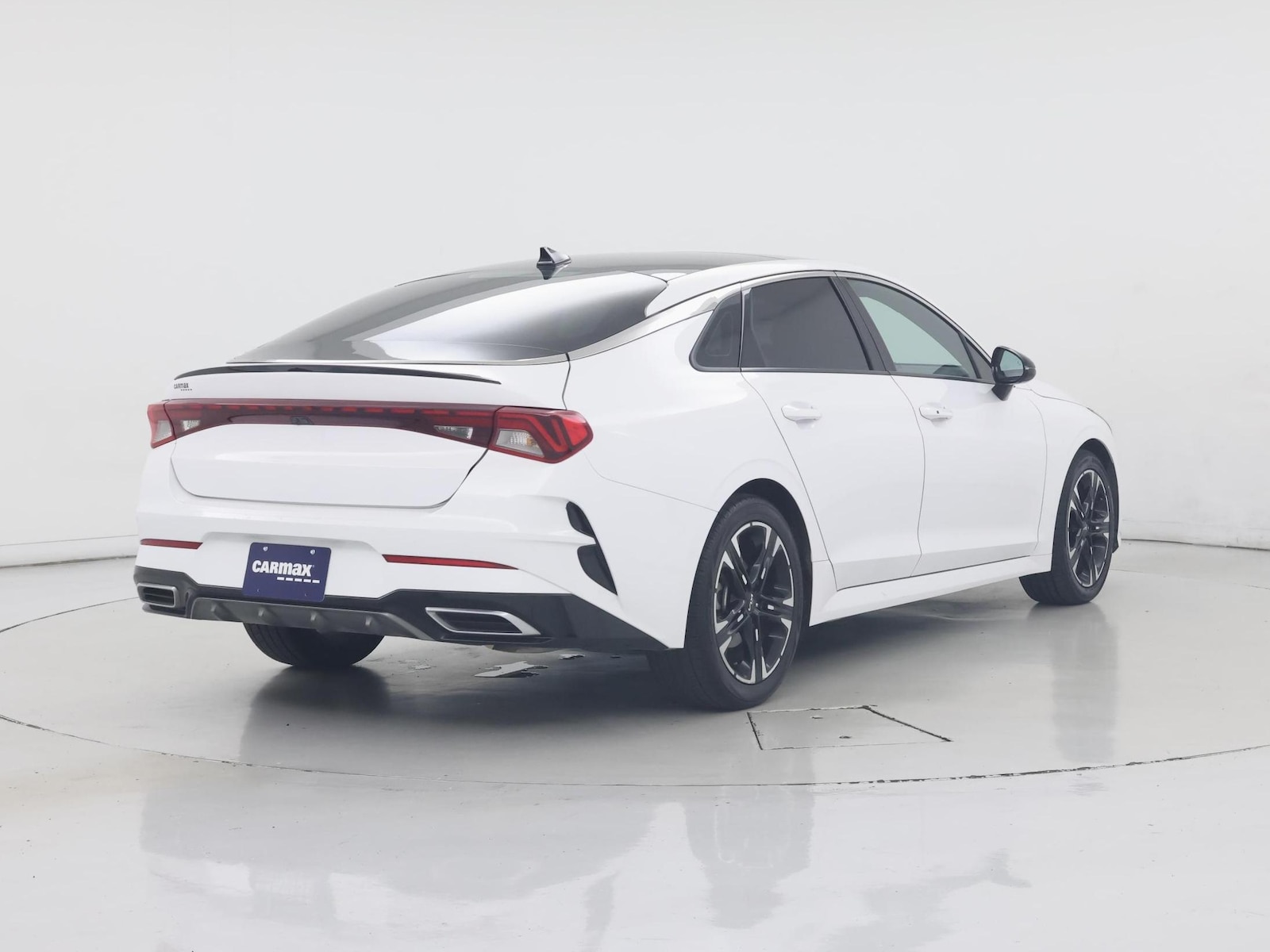 2023 Kia K5 GT-Line - Photo 9