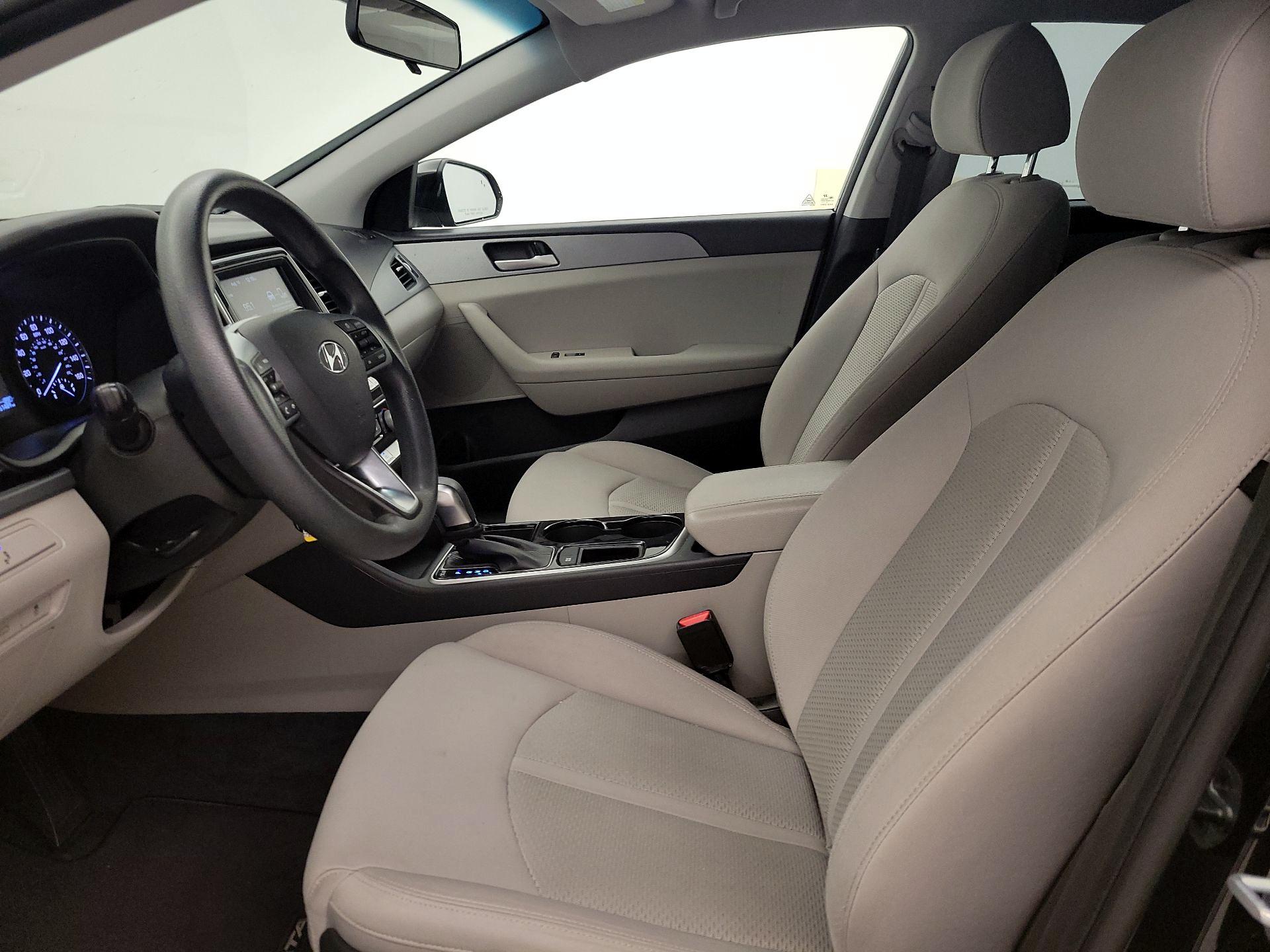 Thumbnail: 2019 Hyundai Sonata - 11