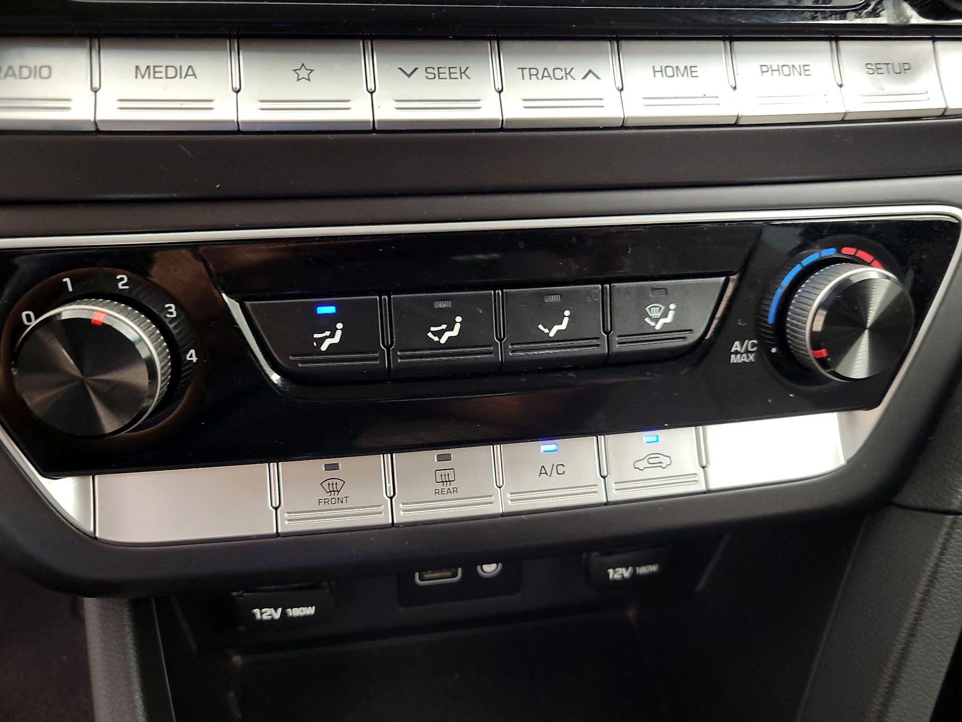 Thumbnail: 2019 Hyundai Sonata - 16