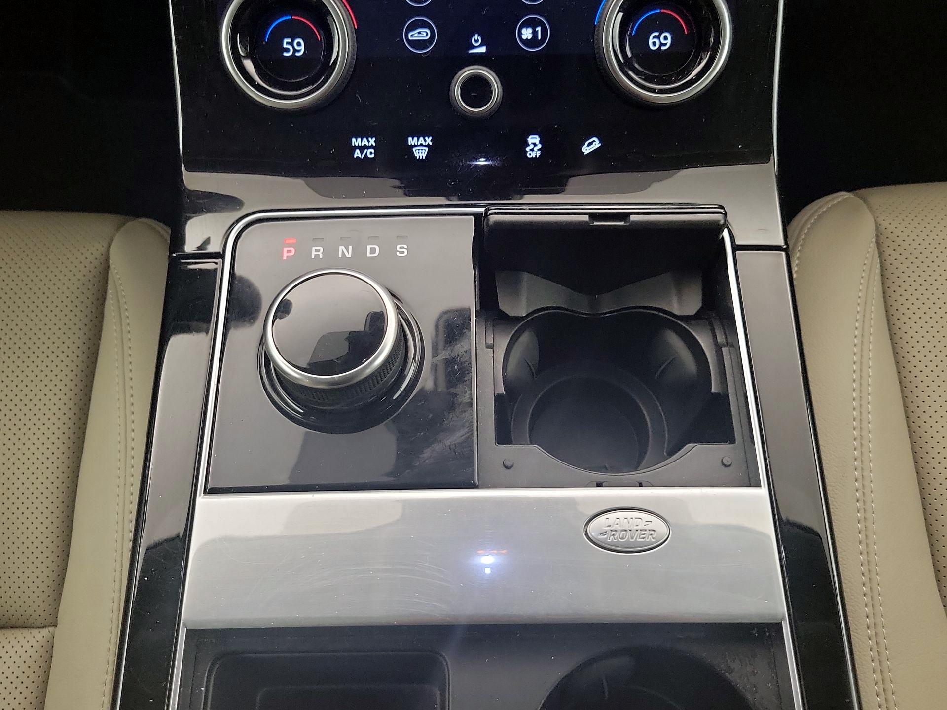 Thumbnail: 2019 Land Rover Range Rover Velar - 18