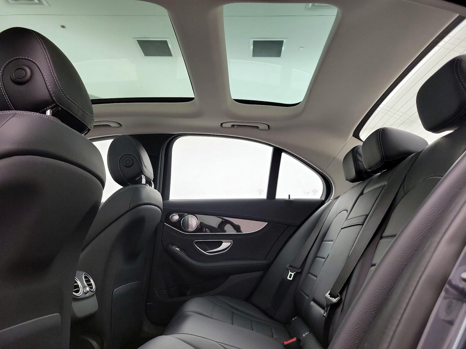 2015 Mercedes-Benz C-Class C300 - Photo 24