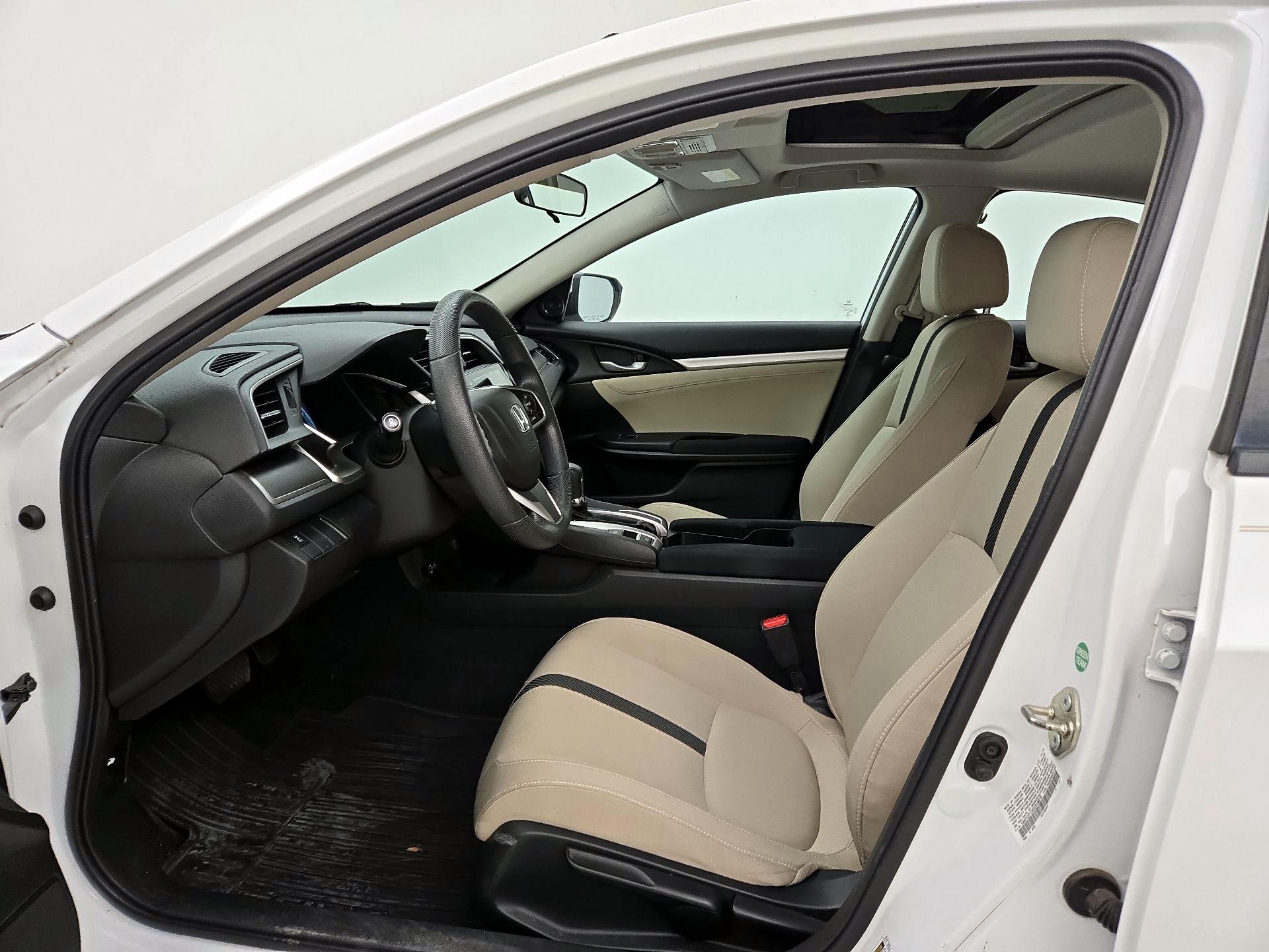 Thumbnail: 2016 Honda Civic - 11