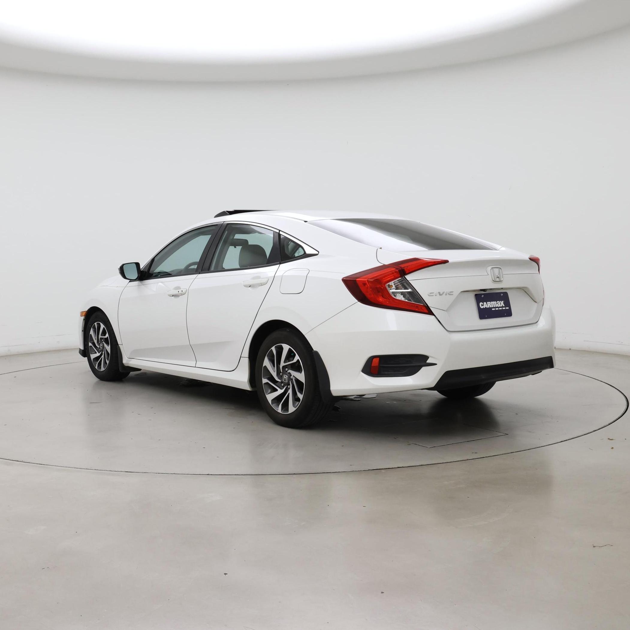 Thumbnail: 2016 Honda Civic - 2