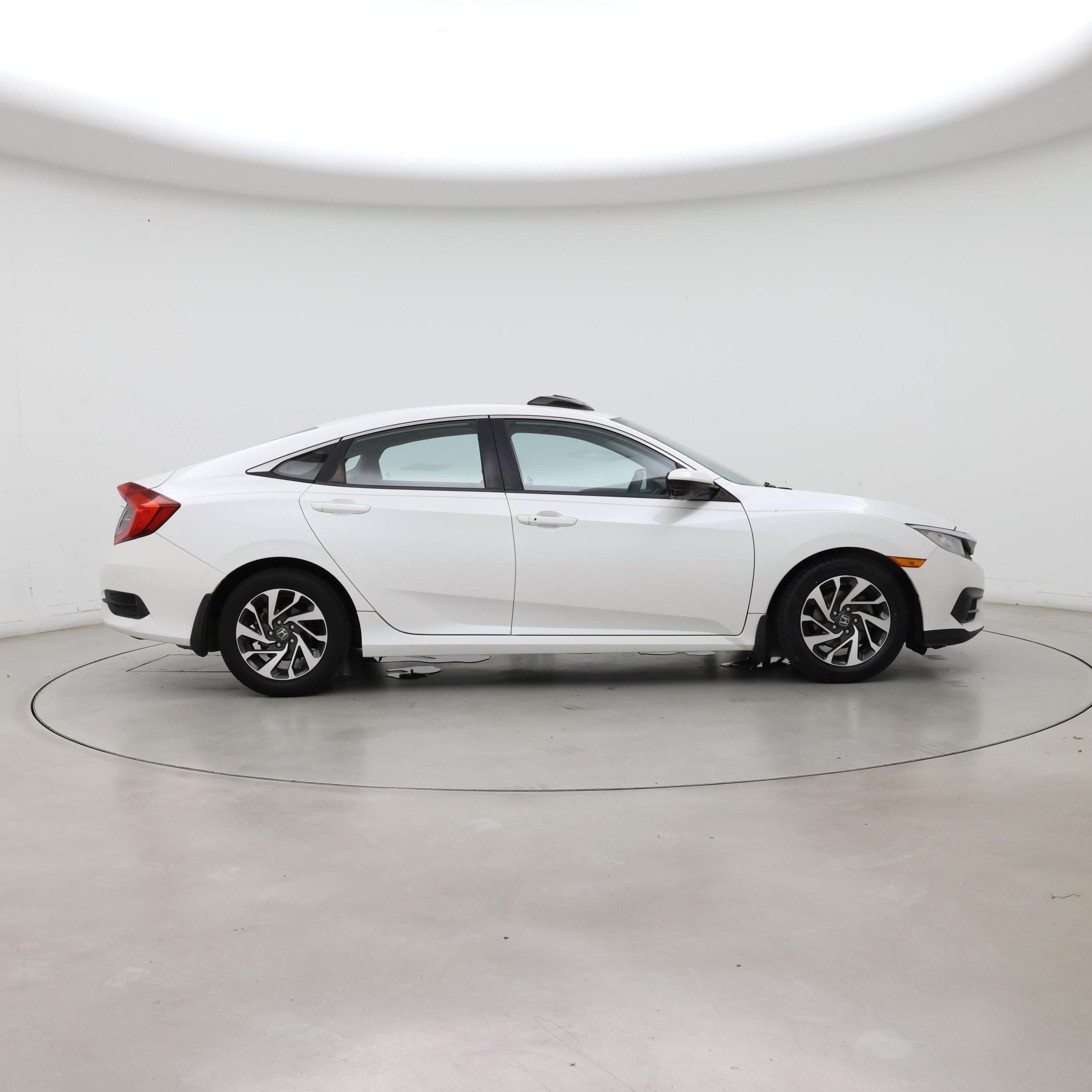 Thumbnail: 2016 Honda Civic - 7