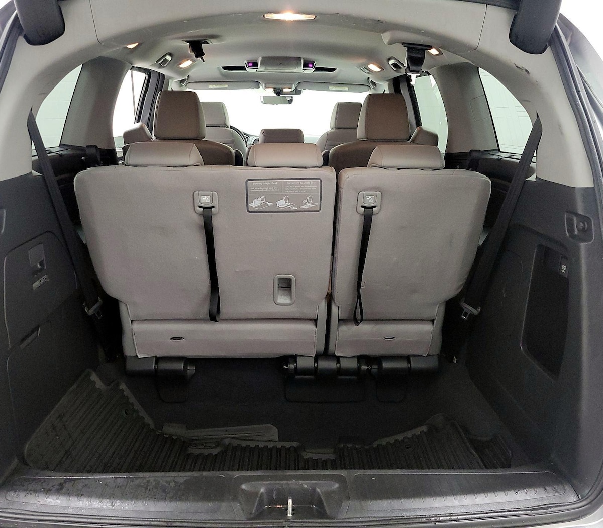 Trunk/Cargo (Seats Up)