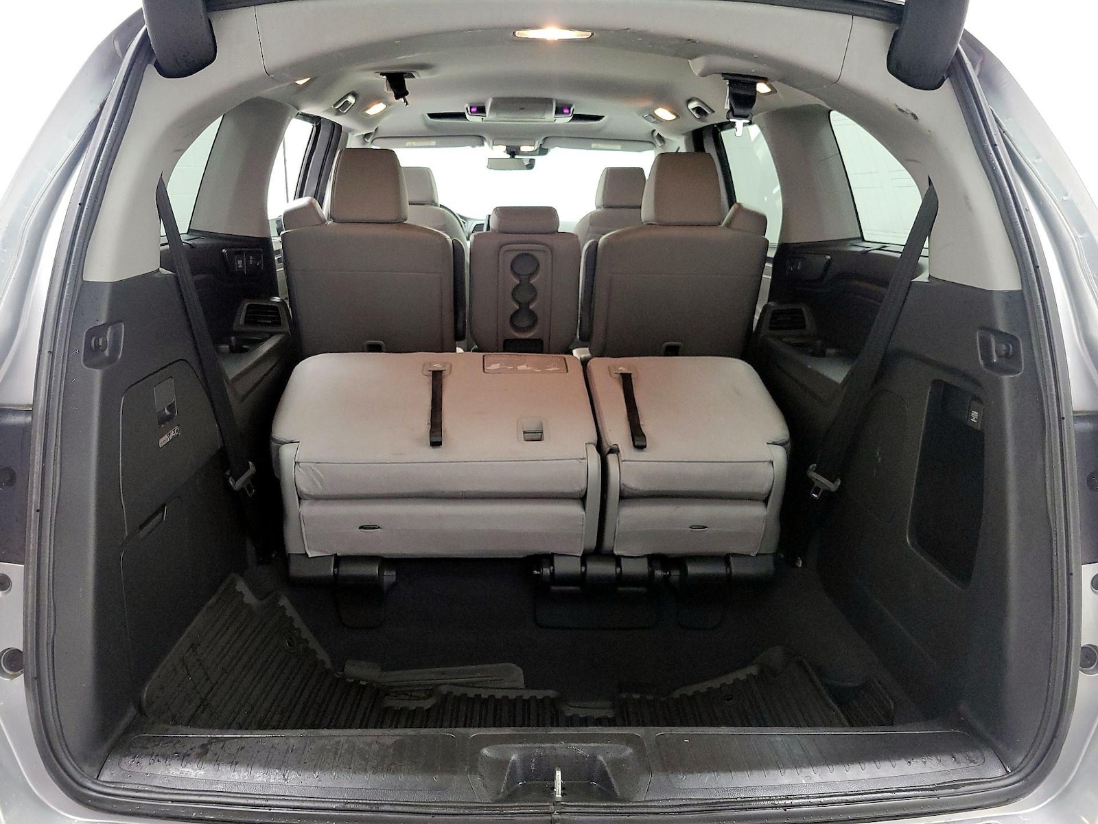 2018 Honda Odyssey Touring - Photo 25