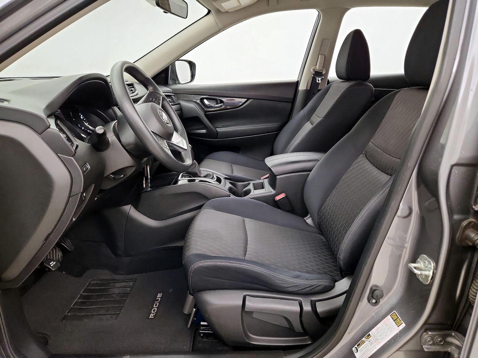 2018 Nissan Rogue S - Photo 12