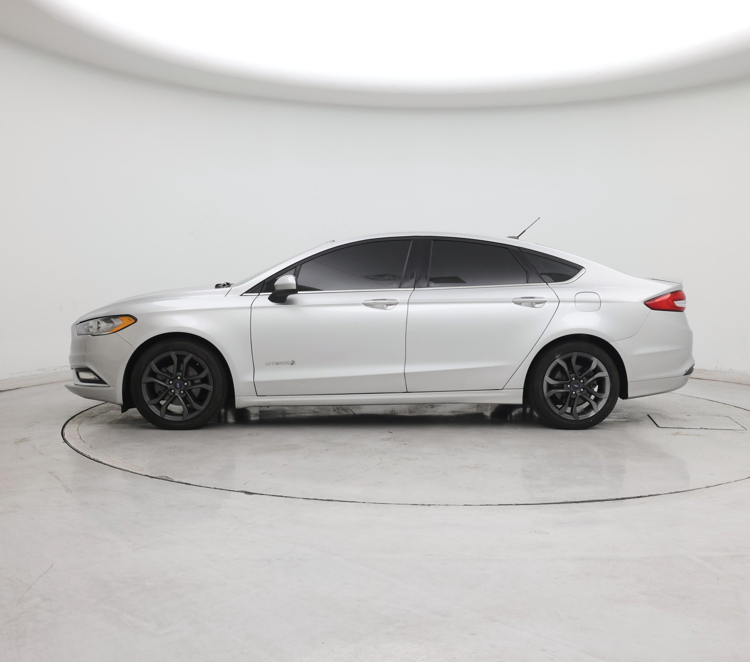 Thumbnail: 2018 Ford Fusion - 3