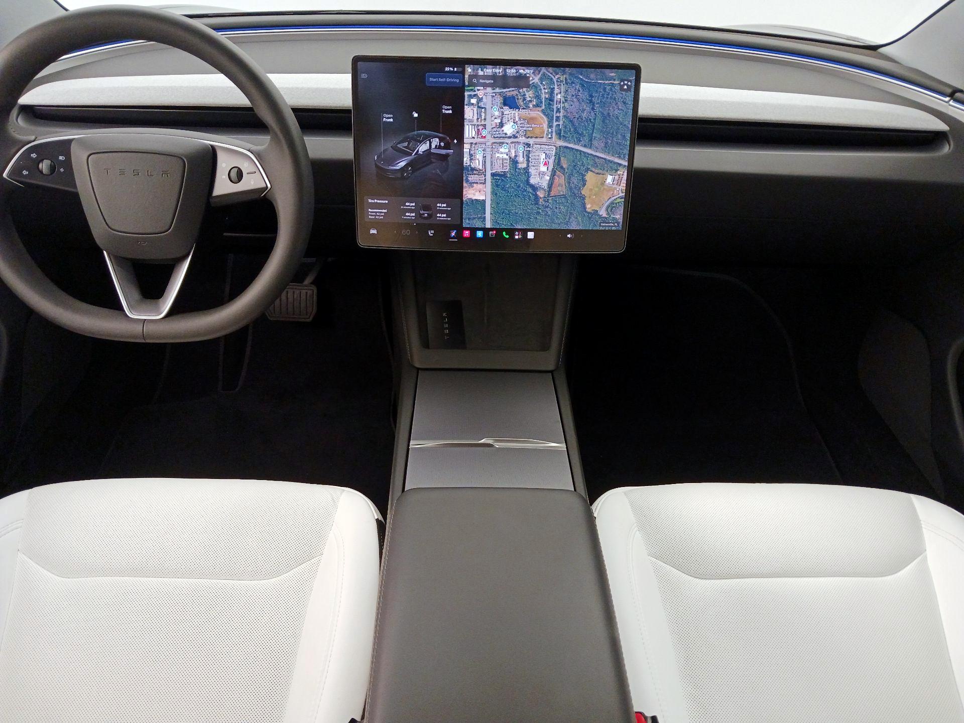 Thumbnail: 2025 Tesla Model 3 - 9