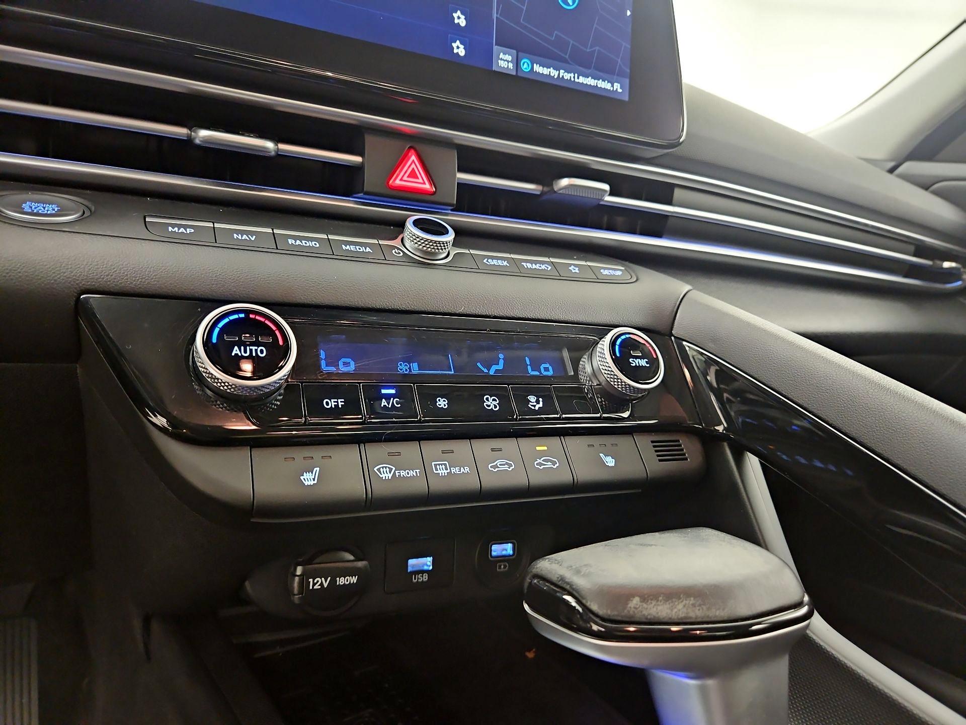 Thumbnail: 2023 Hyundai Elantra - 17