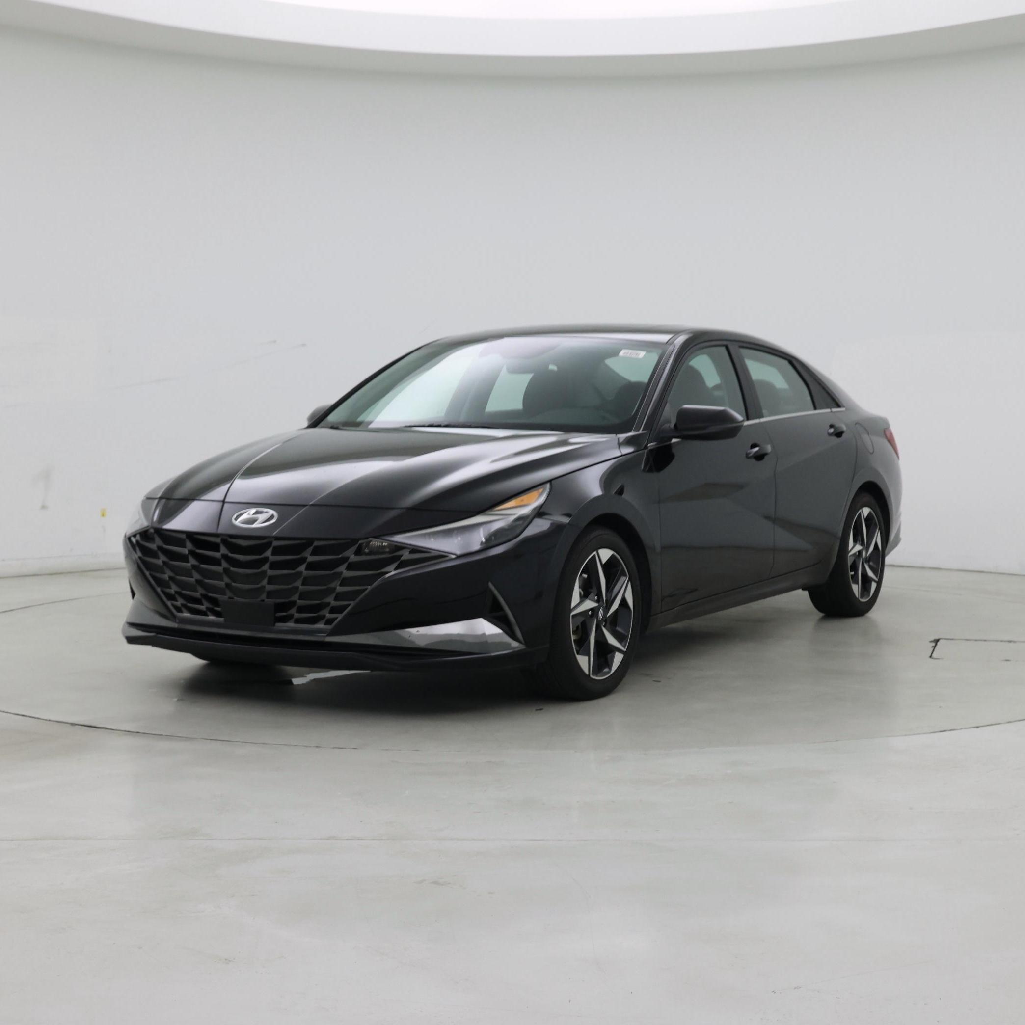 Thumbnail: 2023 Hyundai Elantra - 4