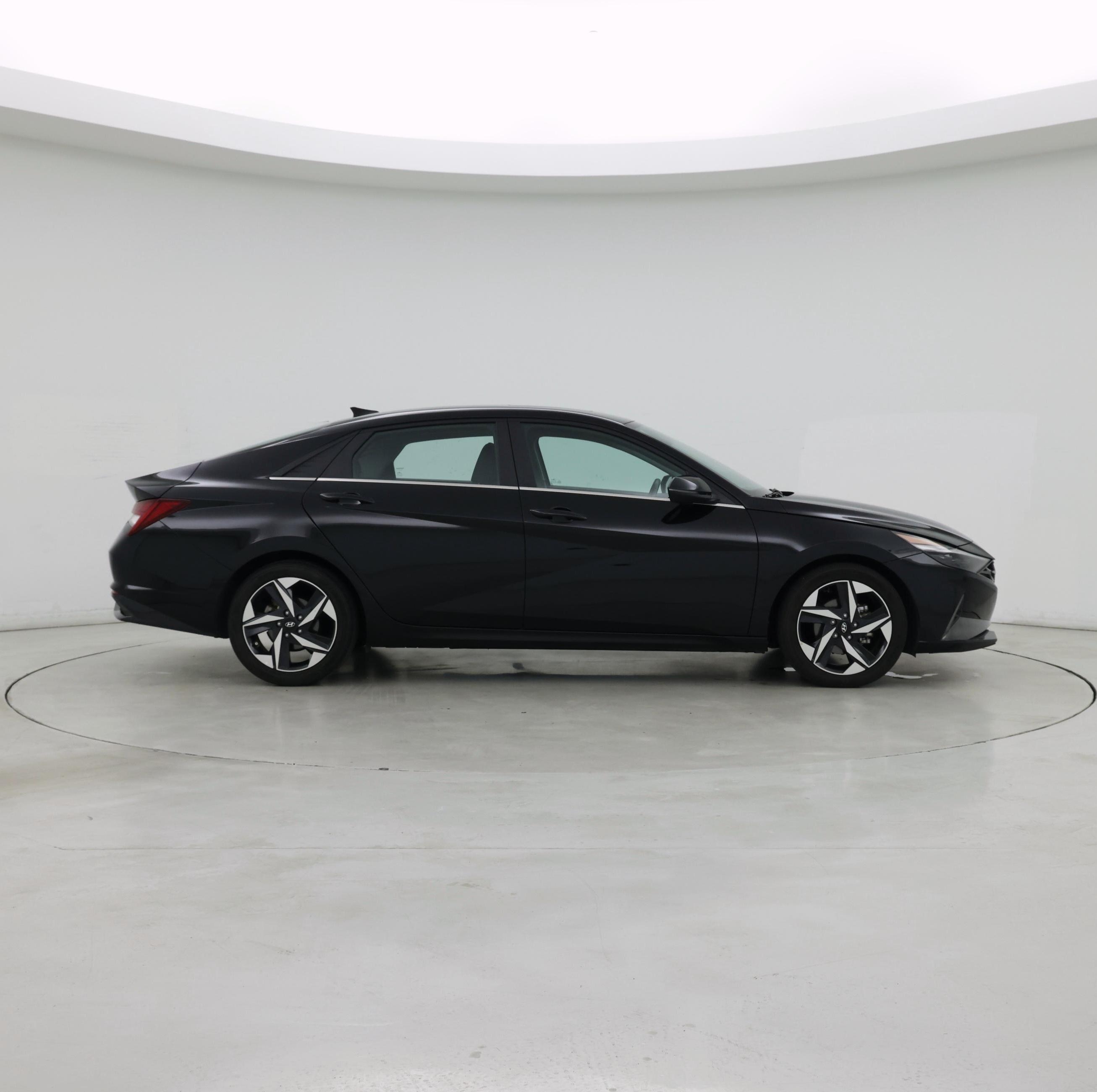 Thumbnail: 2023 Hyundai Elantra - 7