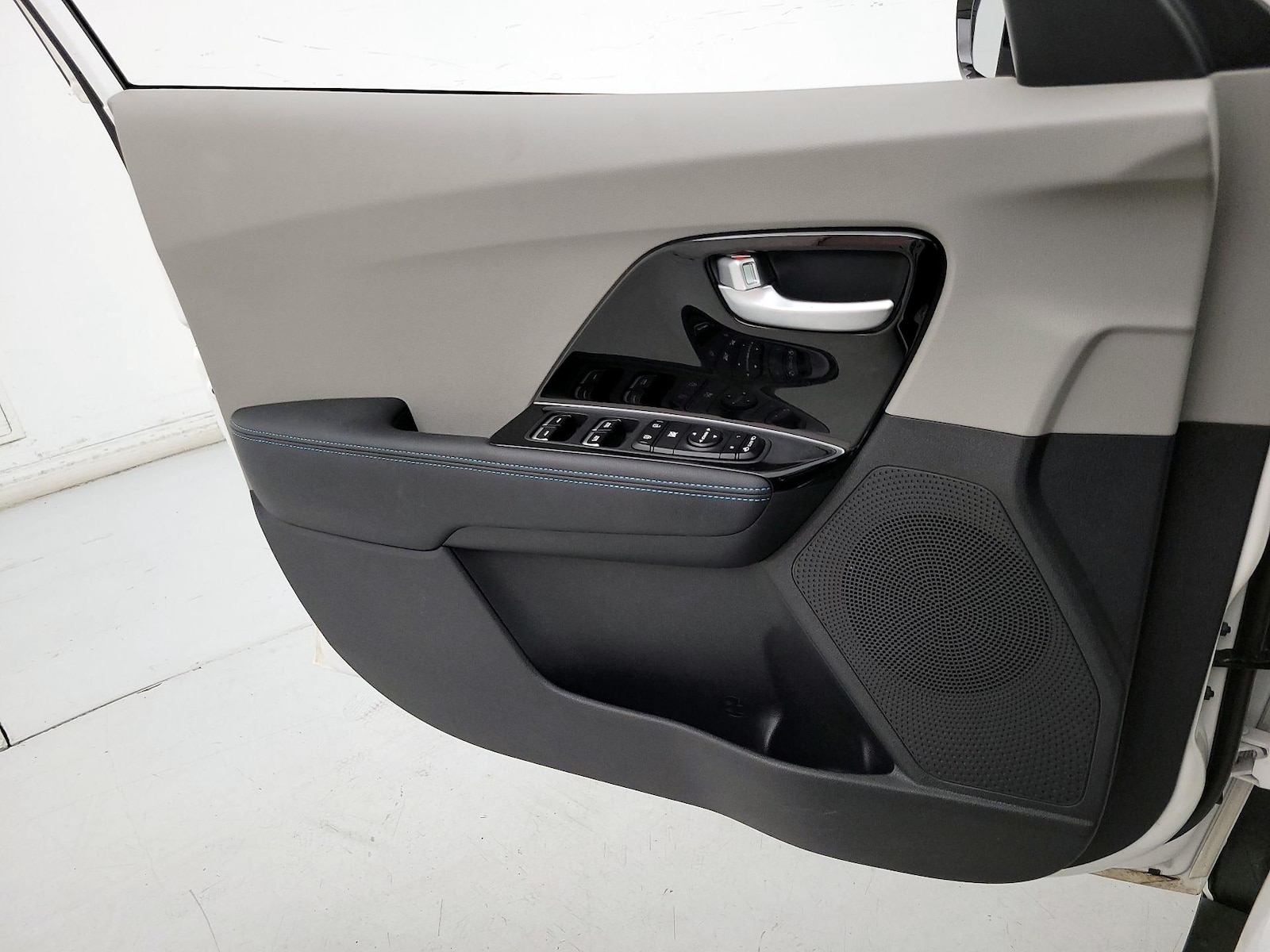 2018 Kia Niro EX - Photo 13