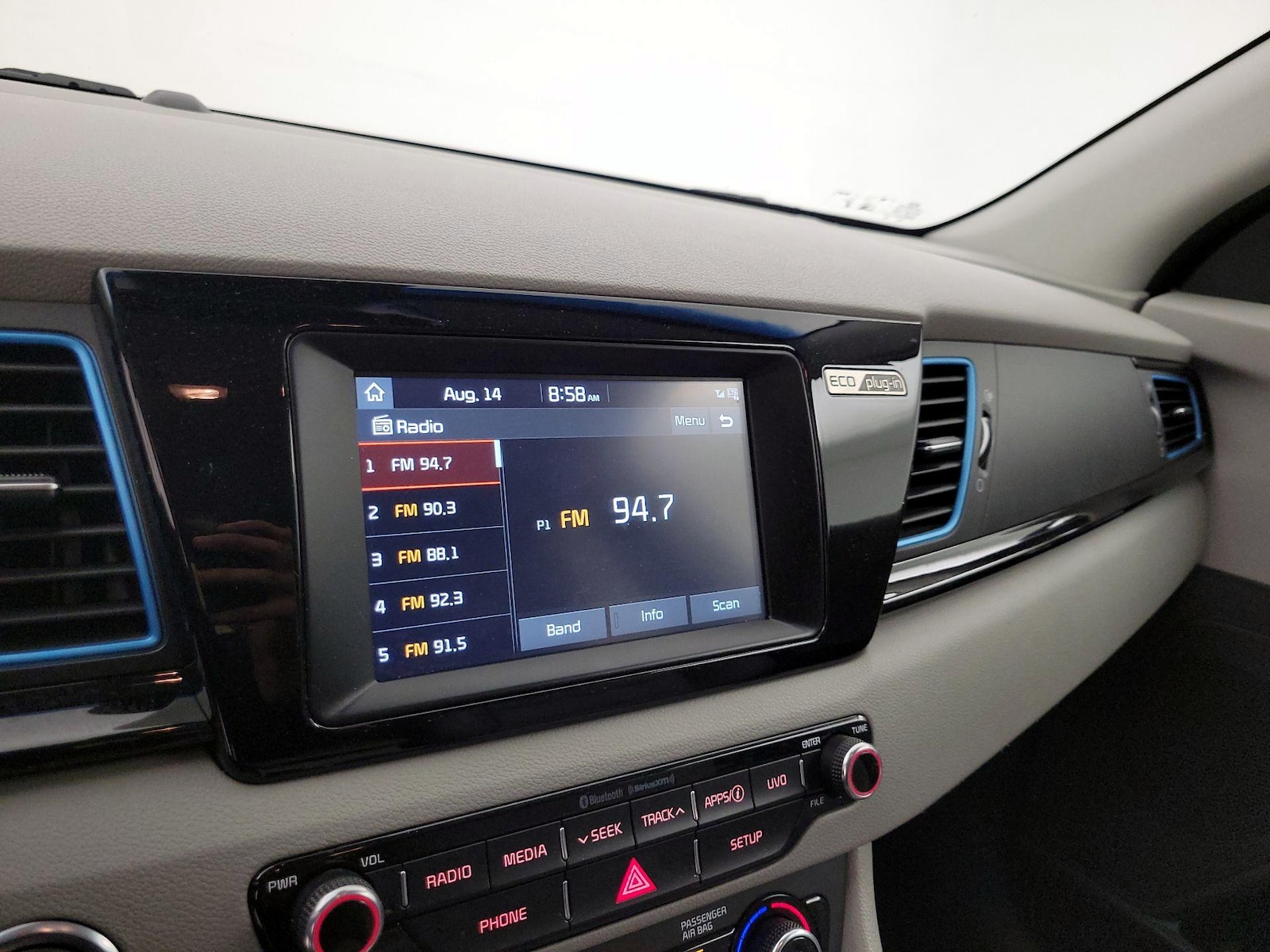 2018 Kia Niro EX - Photo 16