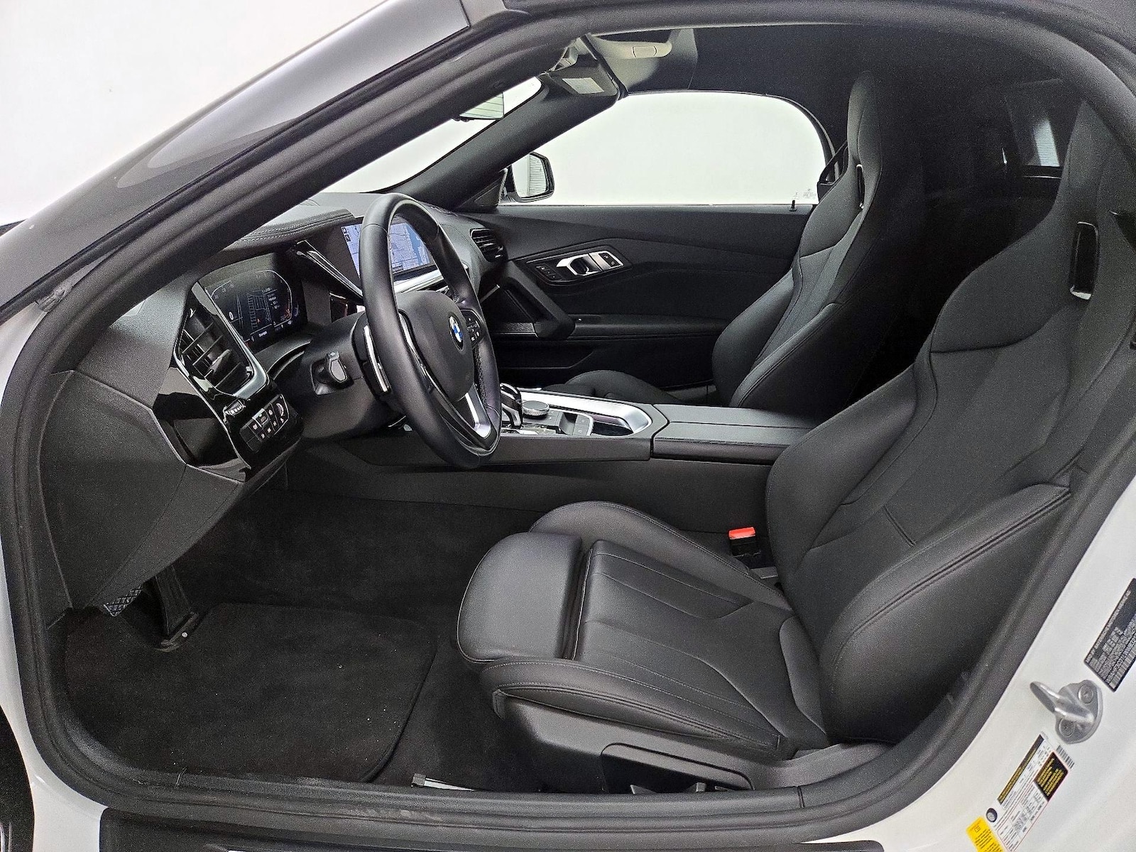 Power Seat(s) & Leather Seats