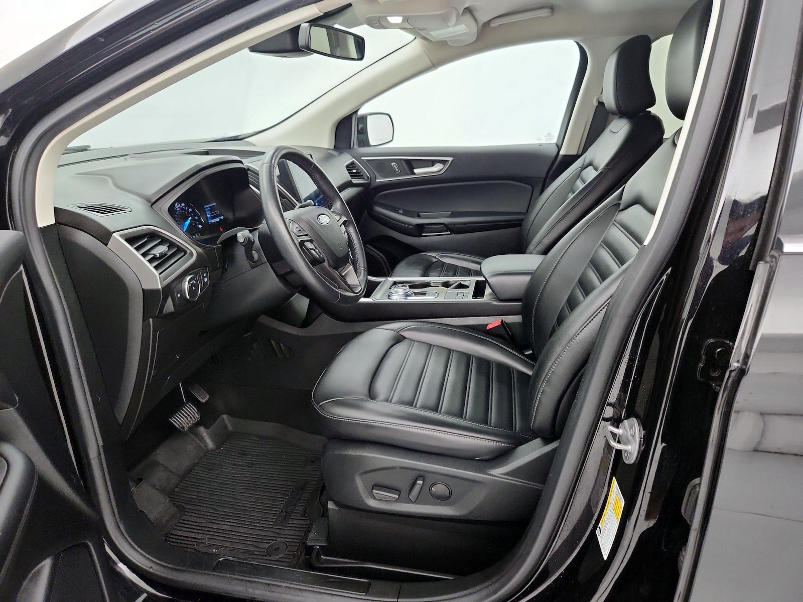 2022 Ford Edge SEL - Photo 12