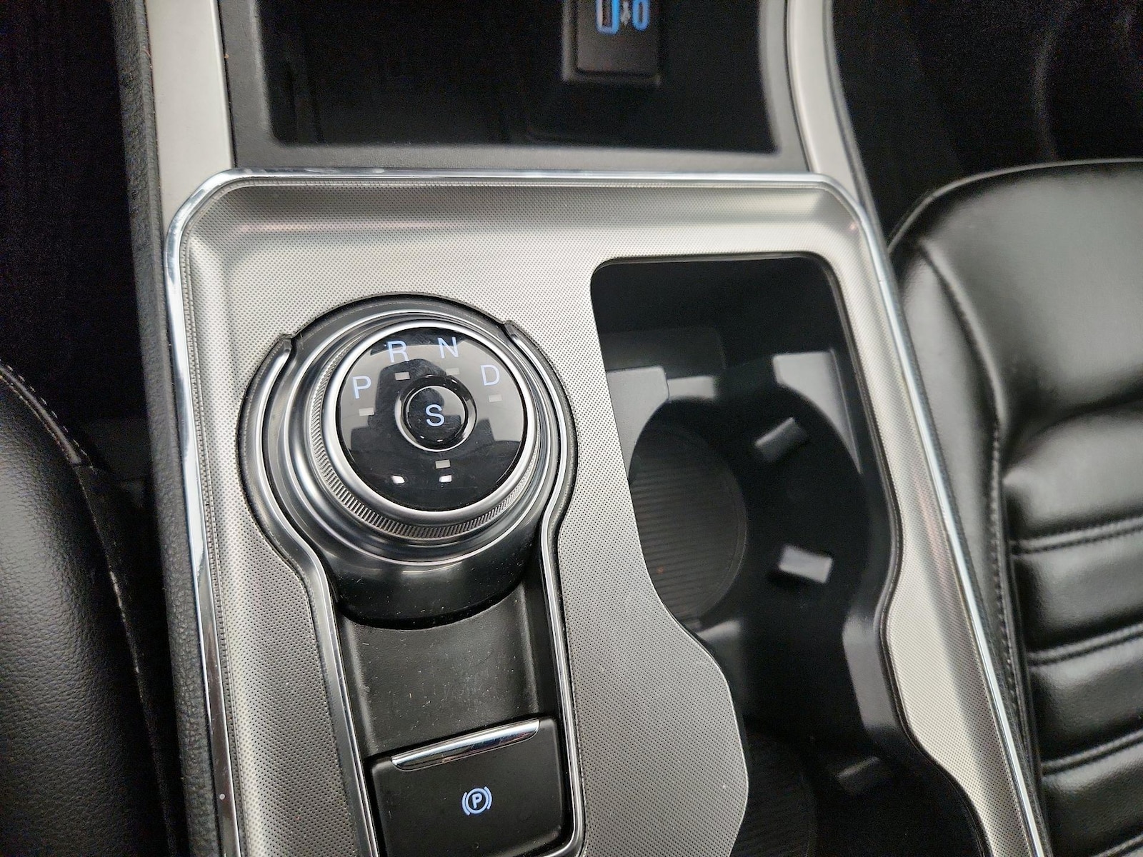 2022 Ford Edge SEL - Photo 19