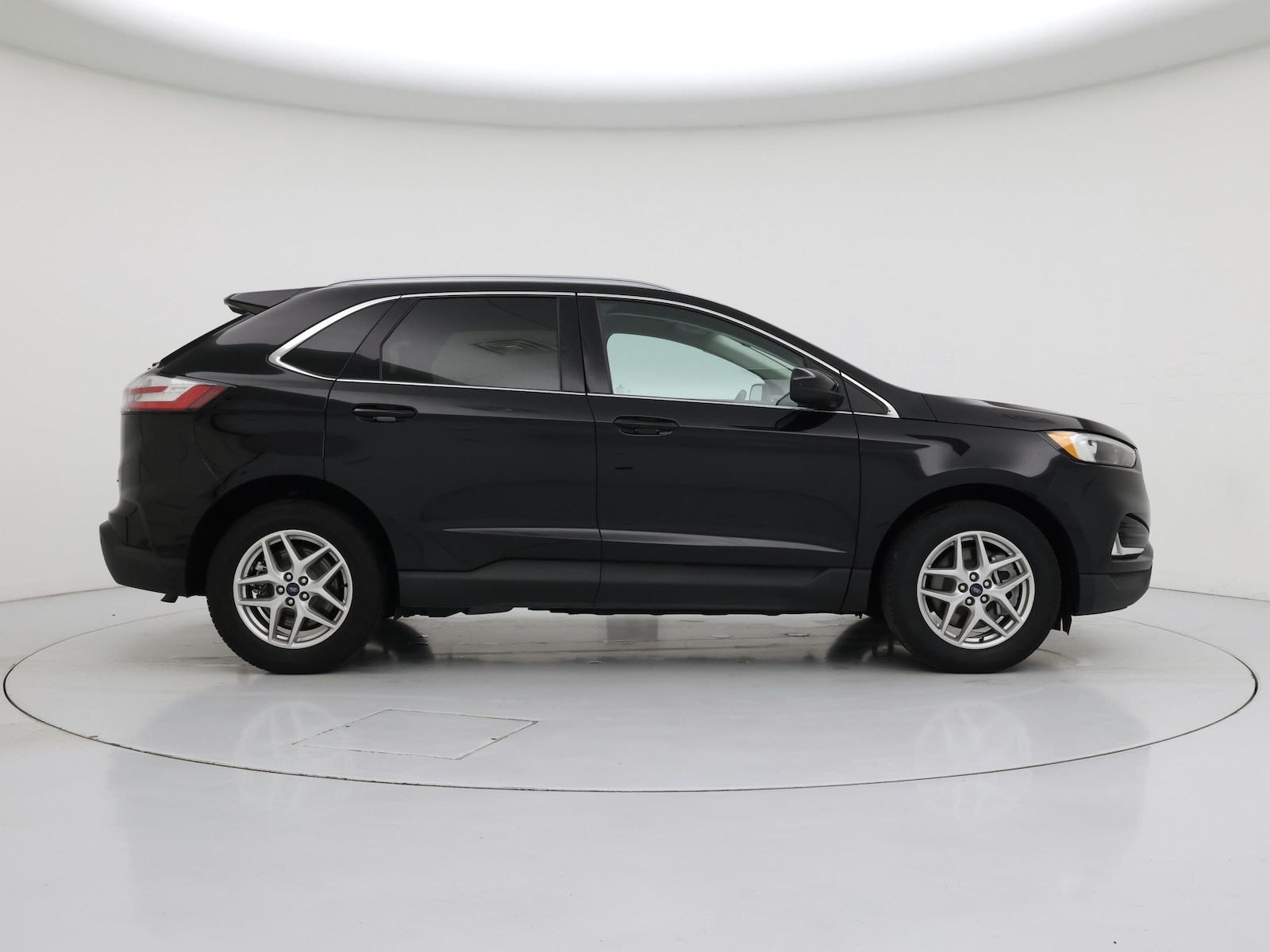 2022 Ford Edge SEL - Photo 8