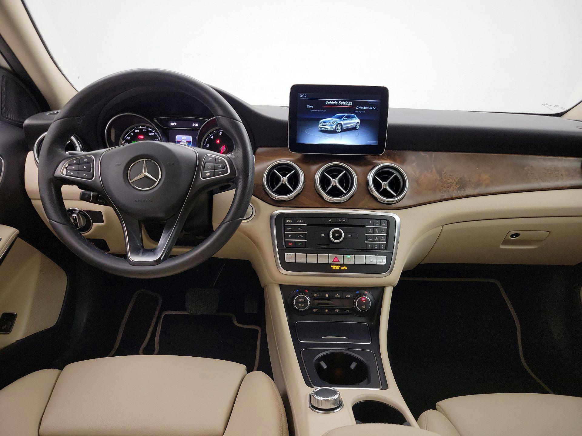 Thumbnail: 2018 Mercedes-Benz GLA - 9
