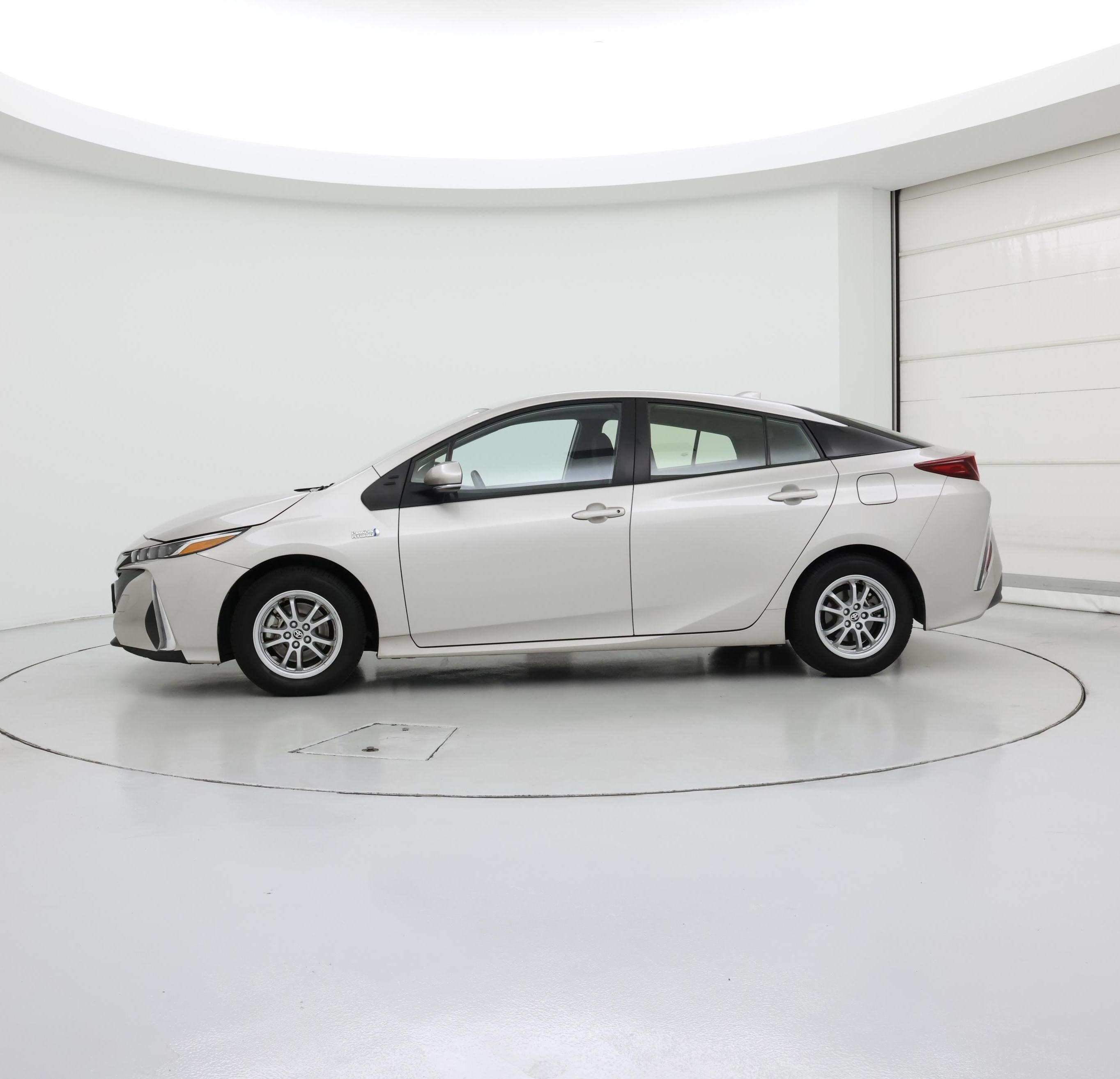 Thumbnail: 2022 Toyota Prius Prime - 3