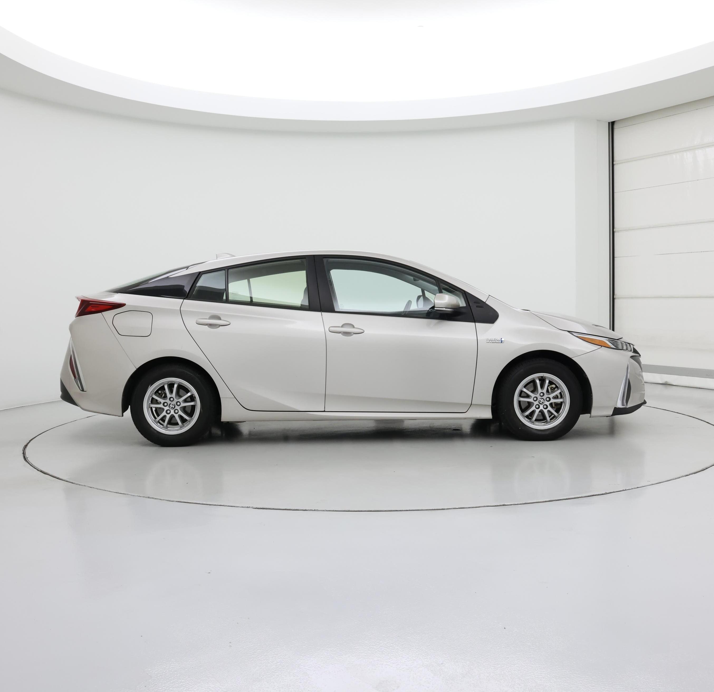 Thumbnail: 2022 Toyota Prius Prime - 7