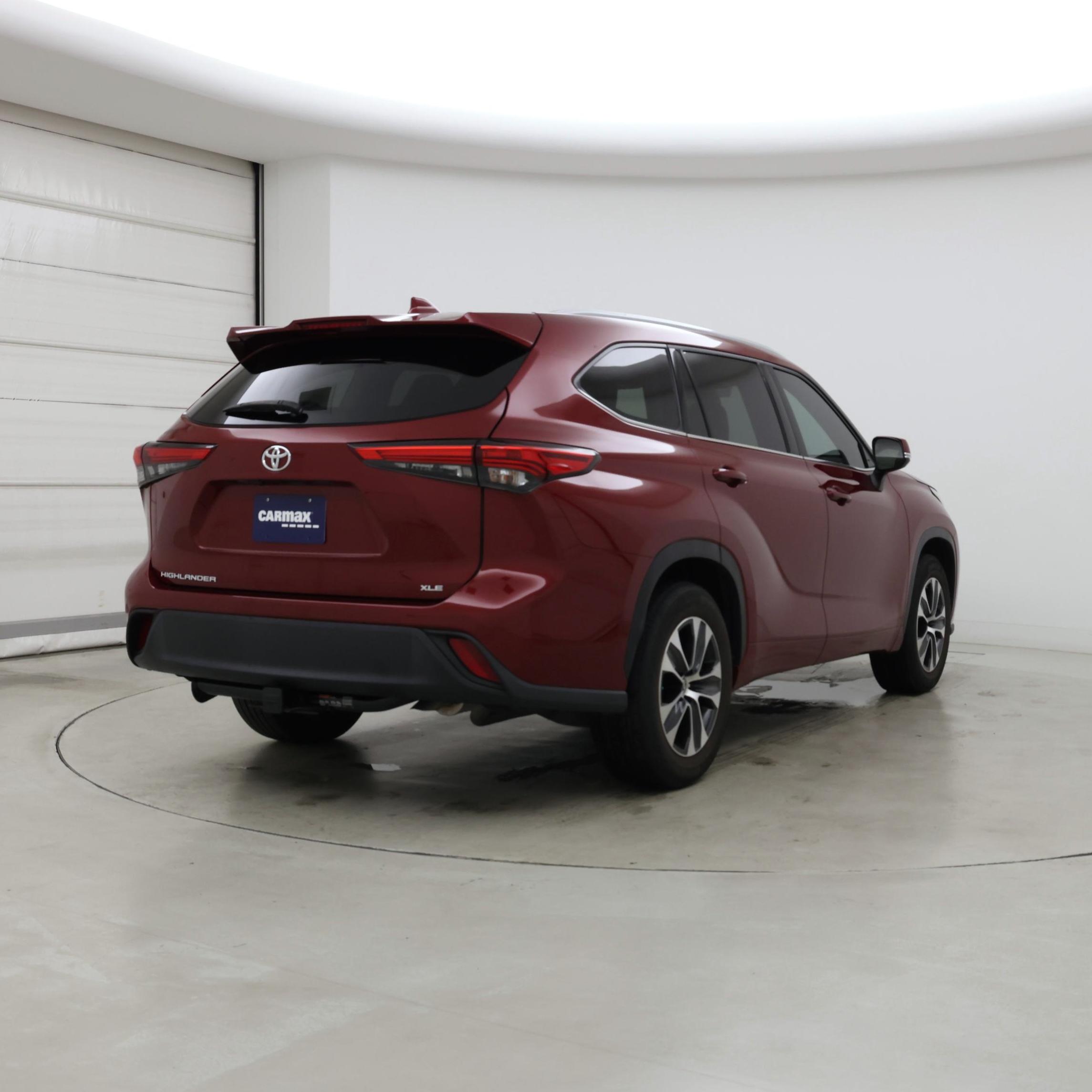Thumbnail: 2022 Toyota Highlander - 8