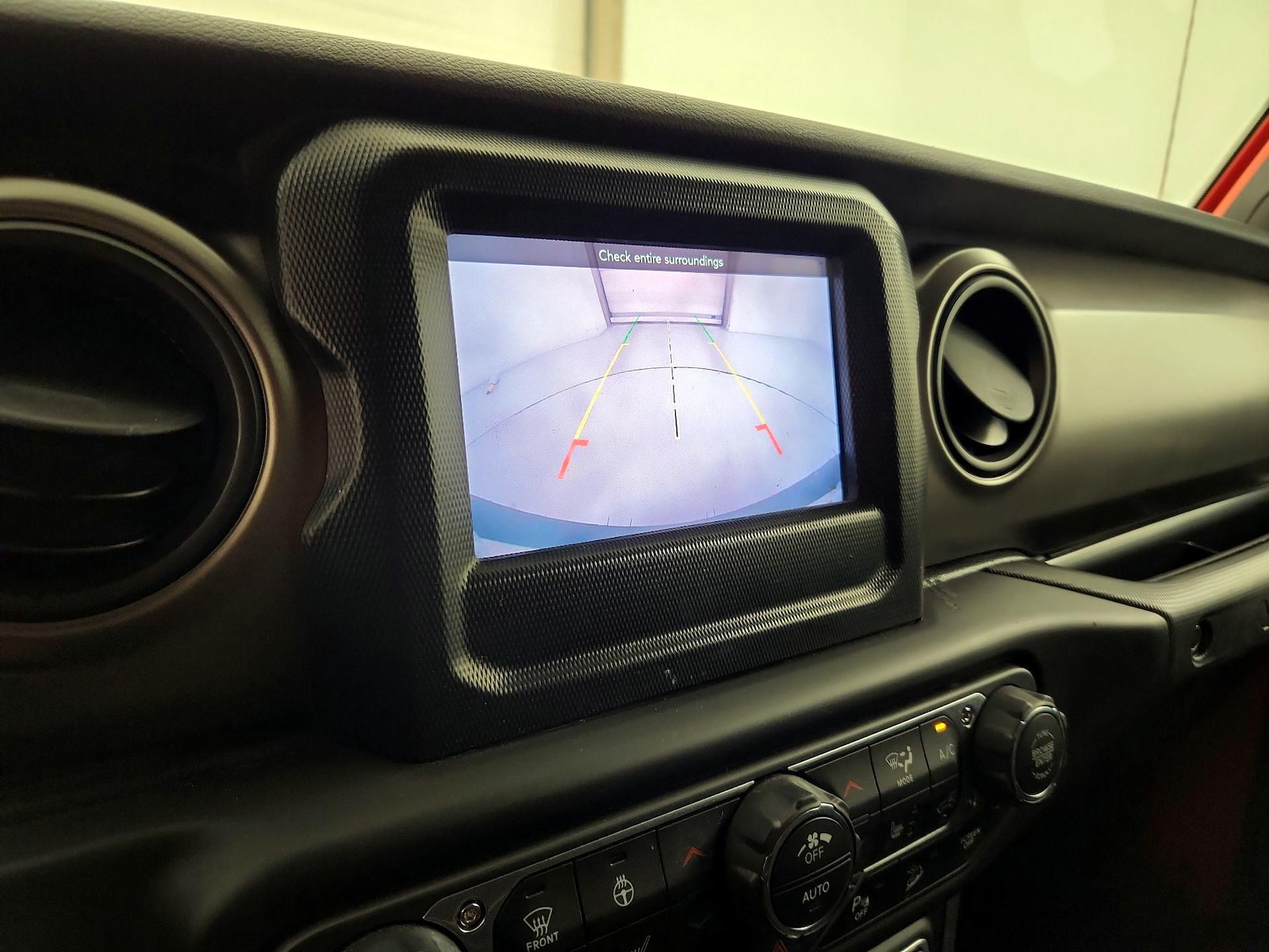 2018 Jeep All-New Wrangler Sport S - Photo 15