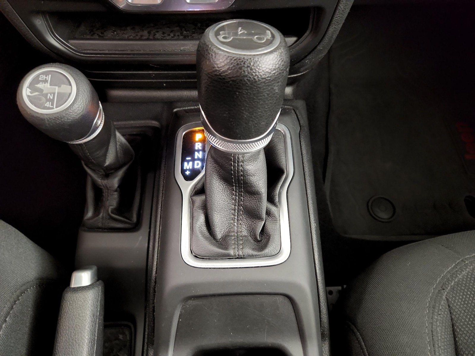 2018 Jeep All-New Wrangler Sport S - Photo 18