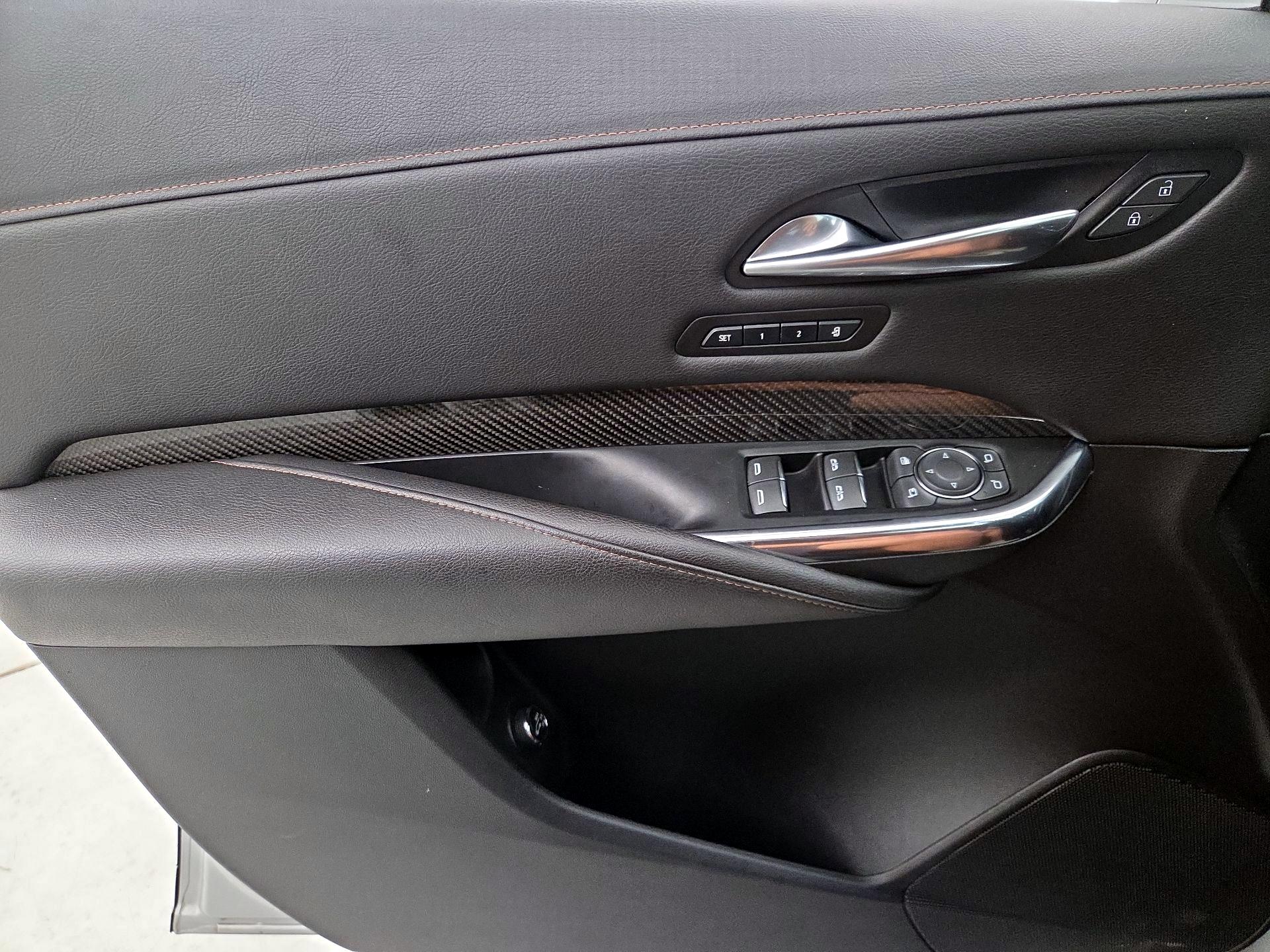 Thumbnail: 2019 Cadillac XT4 - 12