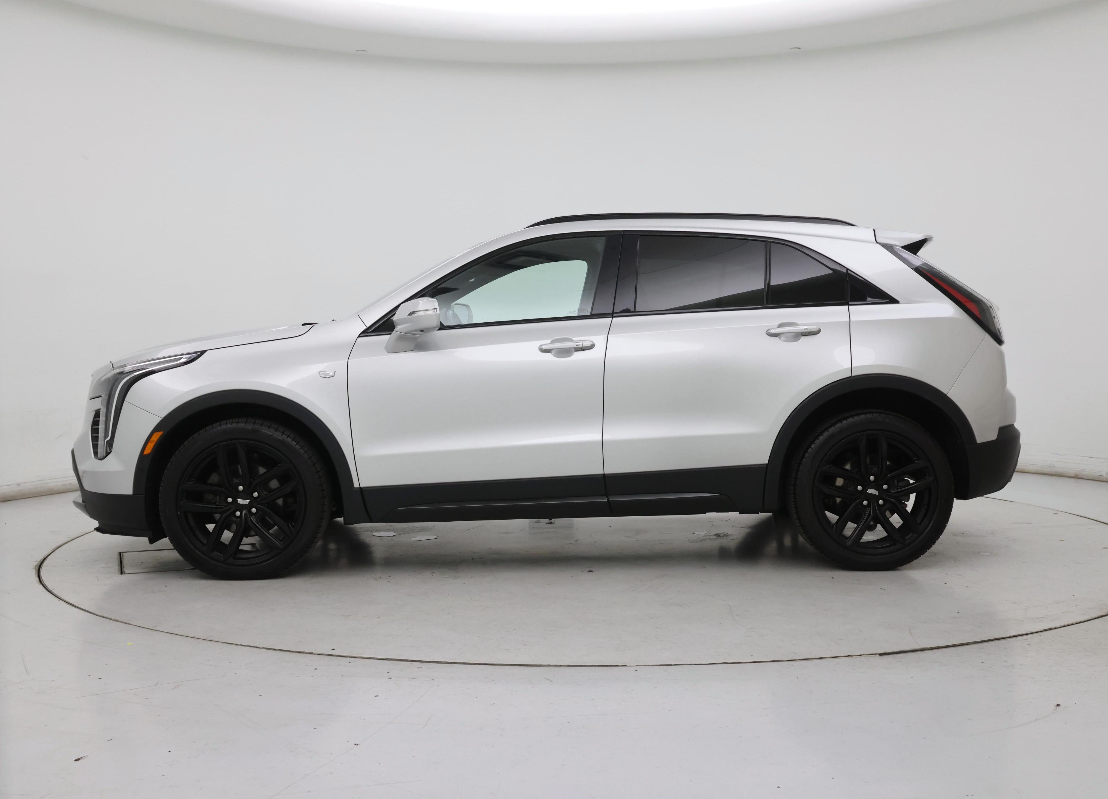 Thumbnail: 2019 Cadillac XT4 - 3