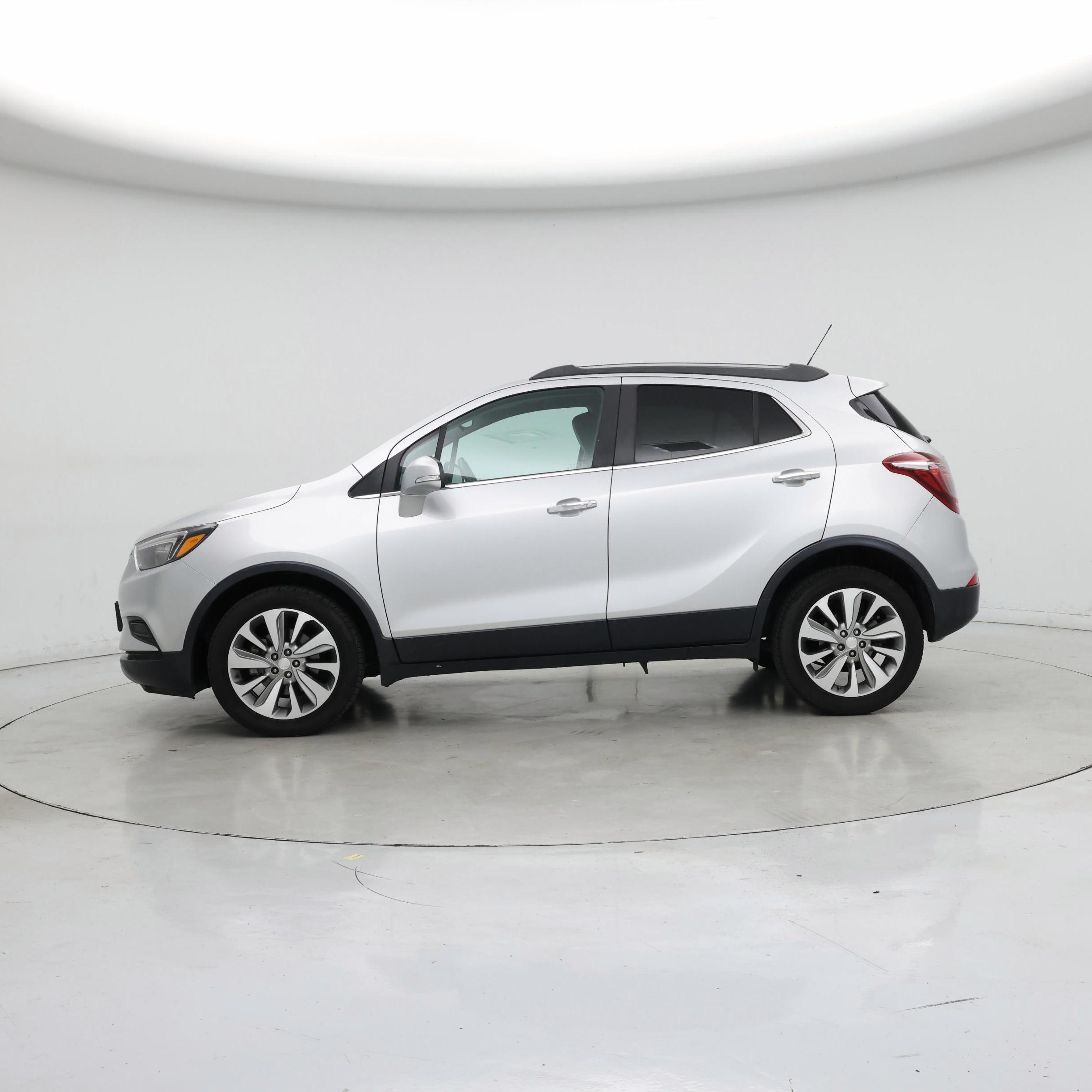 Thumbnail: 2018 Buick Encore - 3