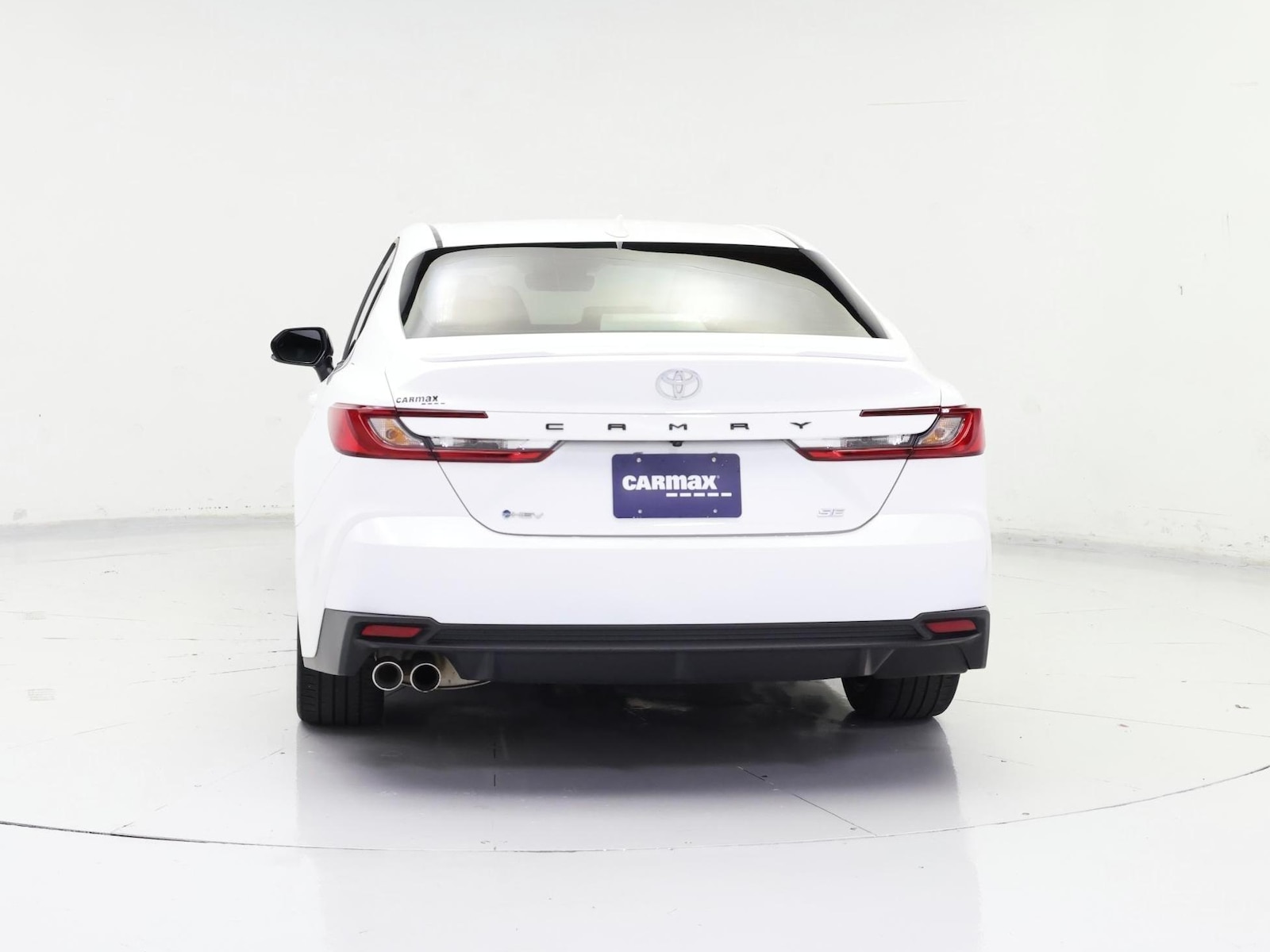 2025 Toyota Camry SE - Photo 7