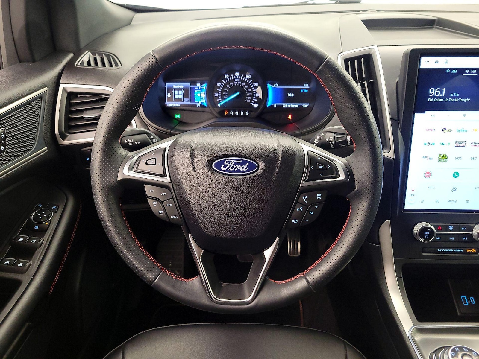 2024 Ford Edge ST-Line - Photo 11