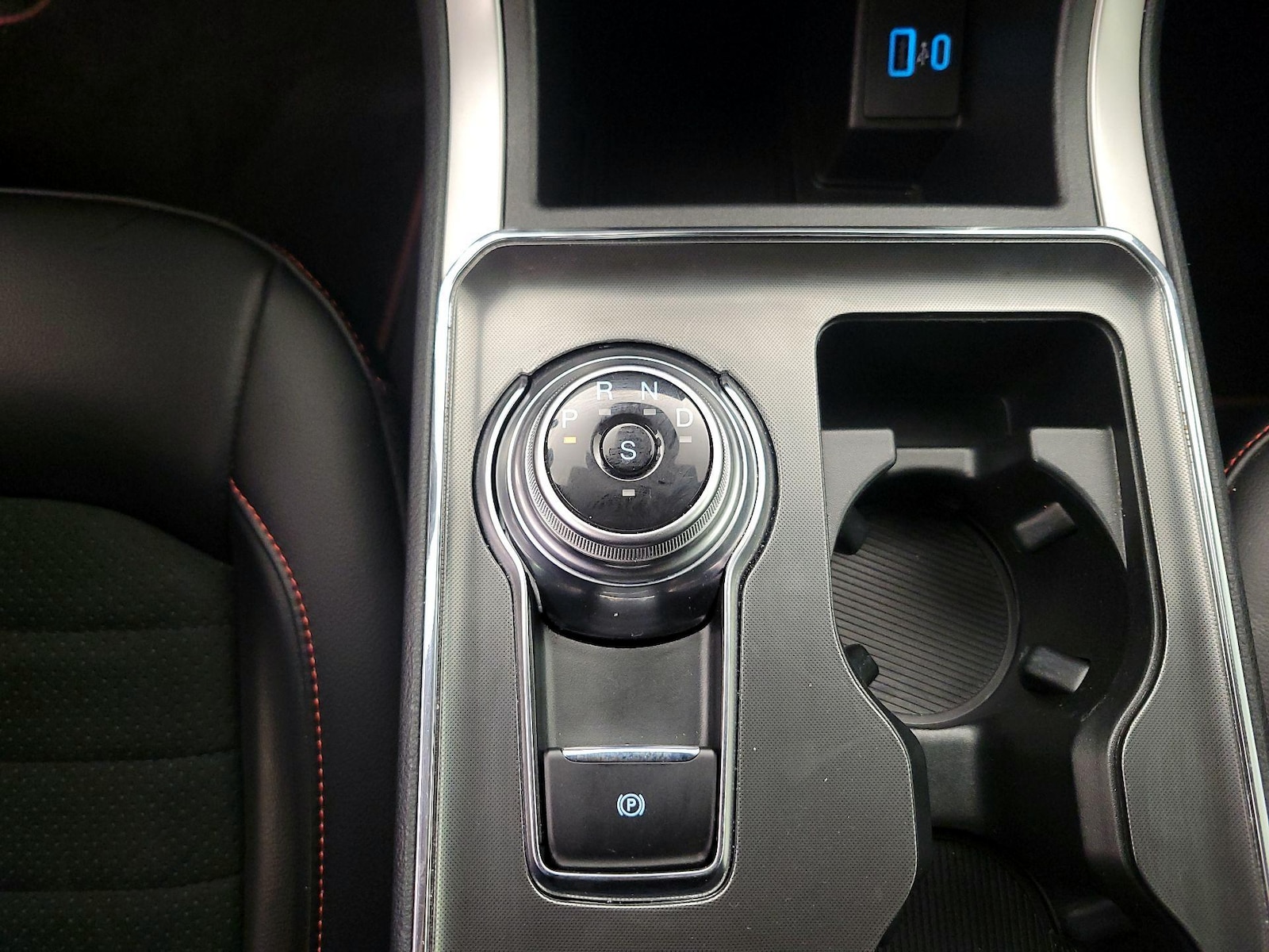 2024 Ford Edge ST-Line - Photo 18