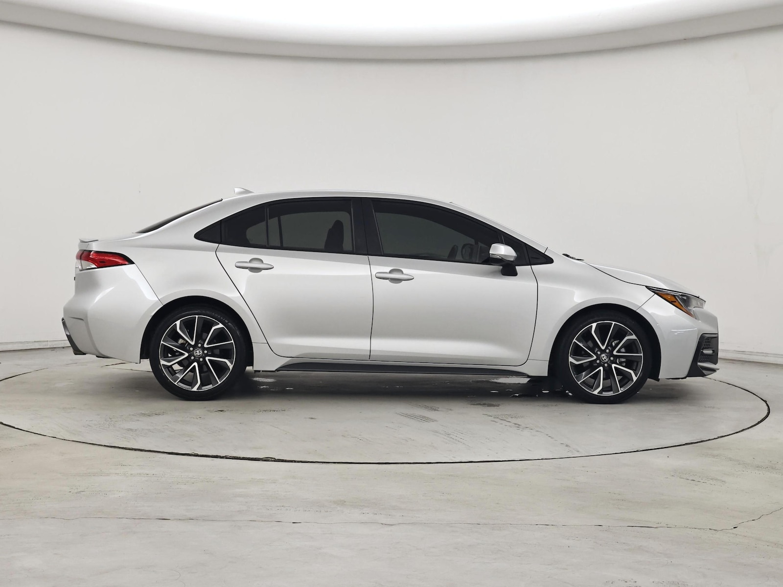2020 Toyota Corolla SE - Photo 8