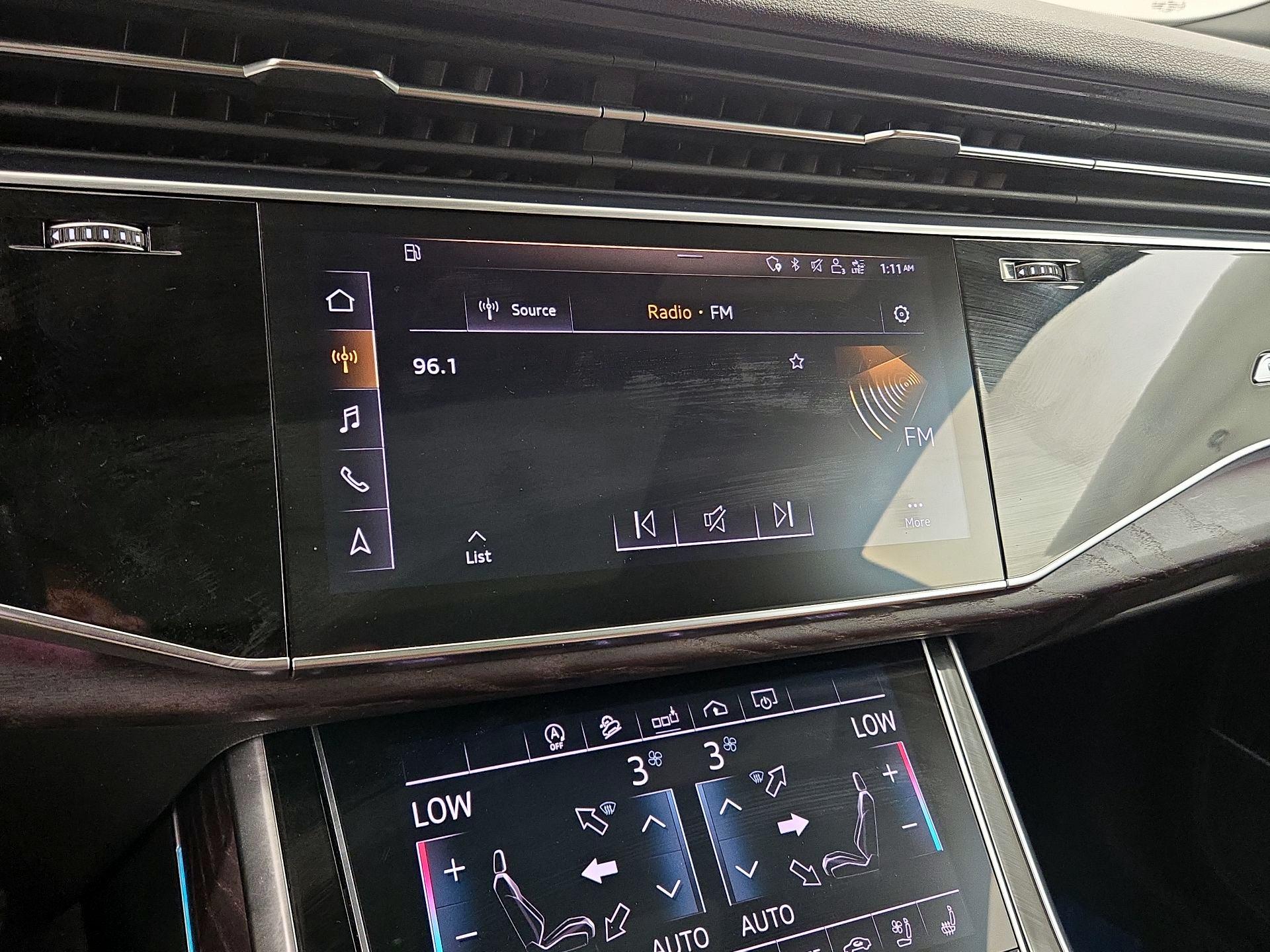 Thumbnail: 2019 Audi Q8 - 16