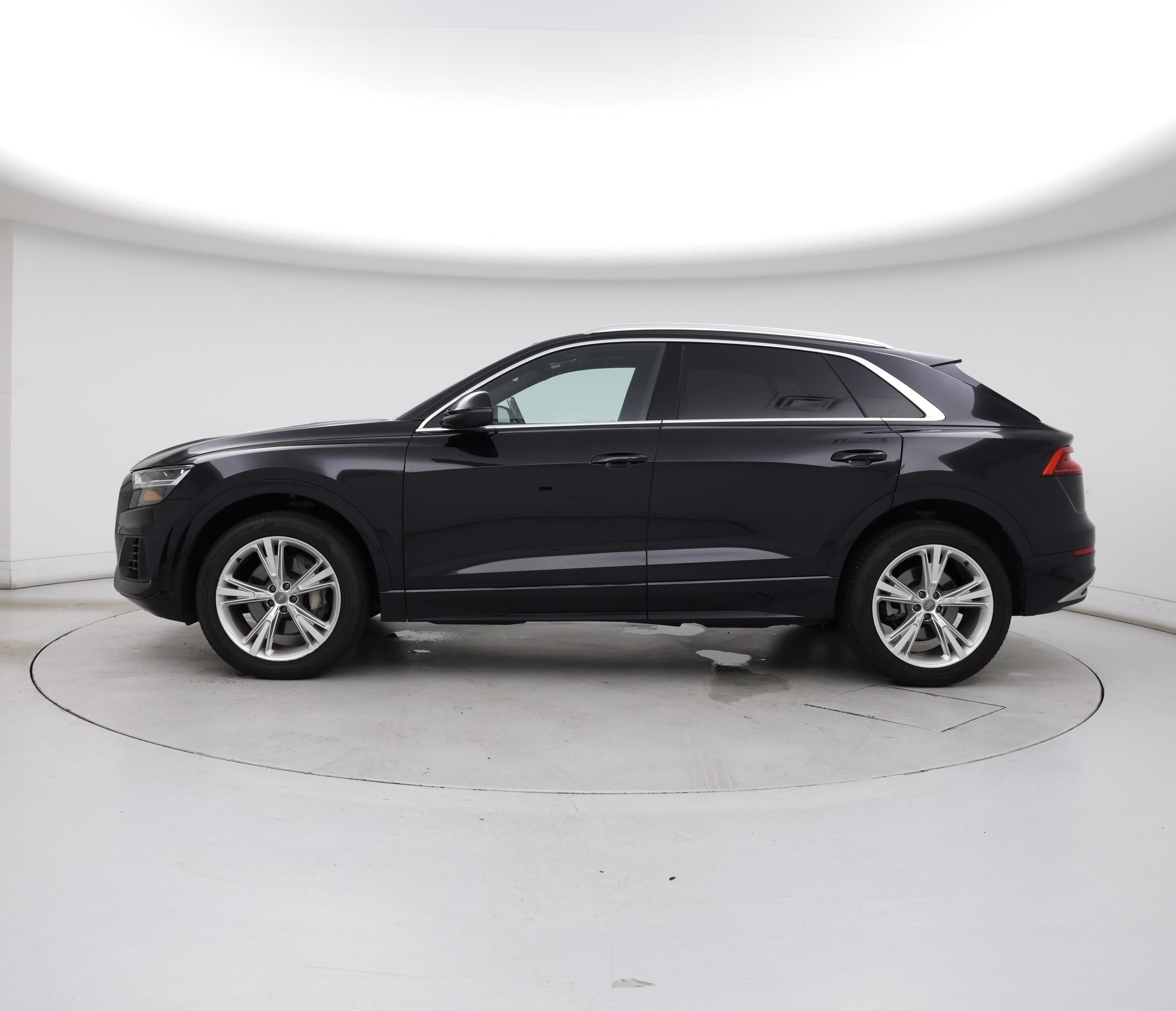 Thumbnail: 2019 Audi Q8 - 3