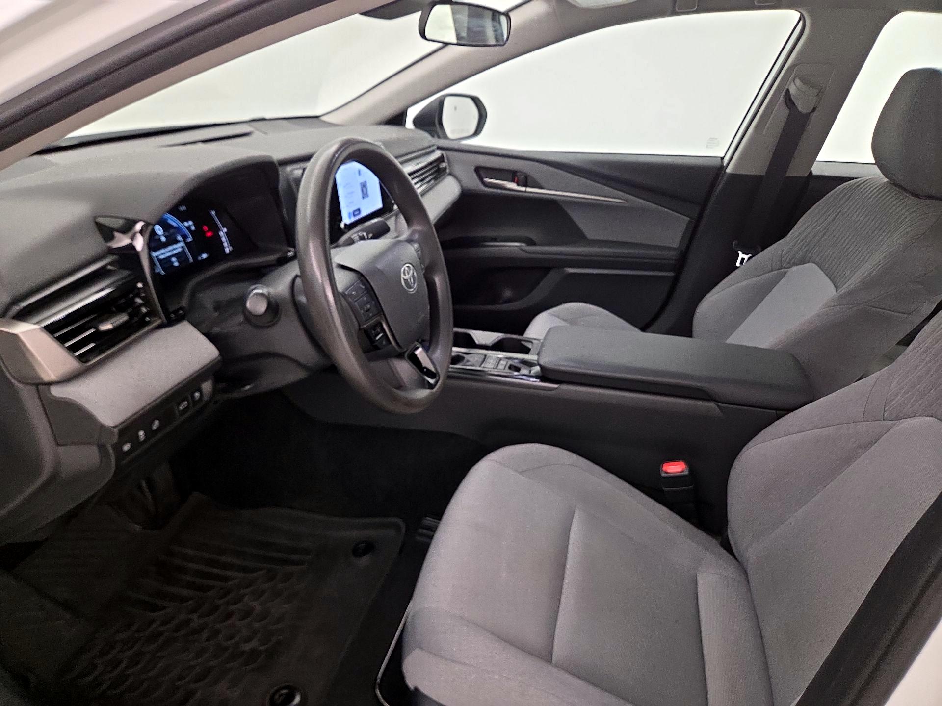 Thumbnail: 2025 Toyota Camry - 11