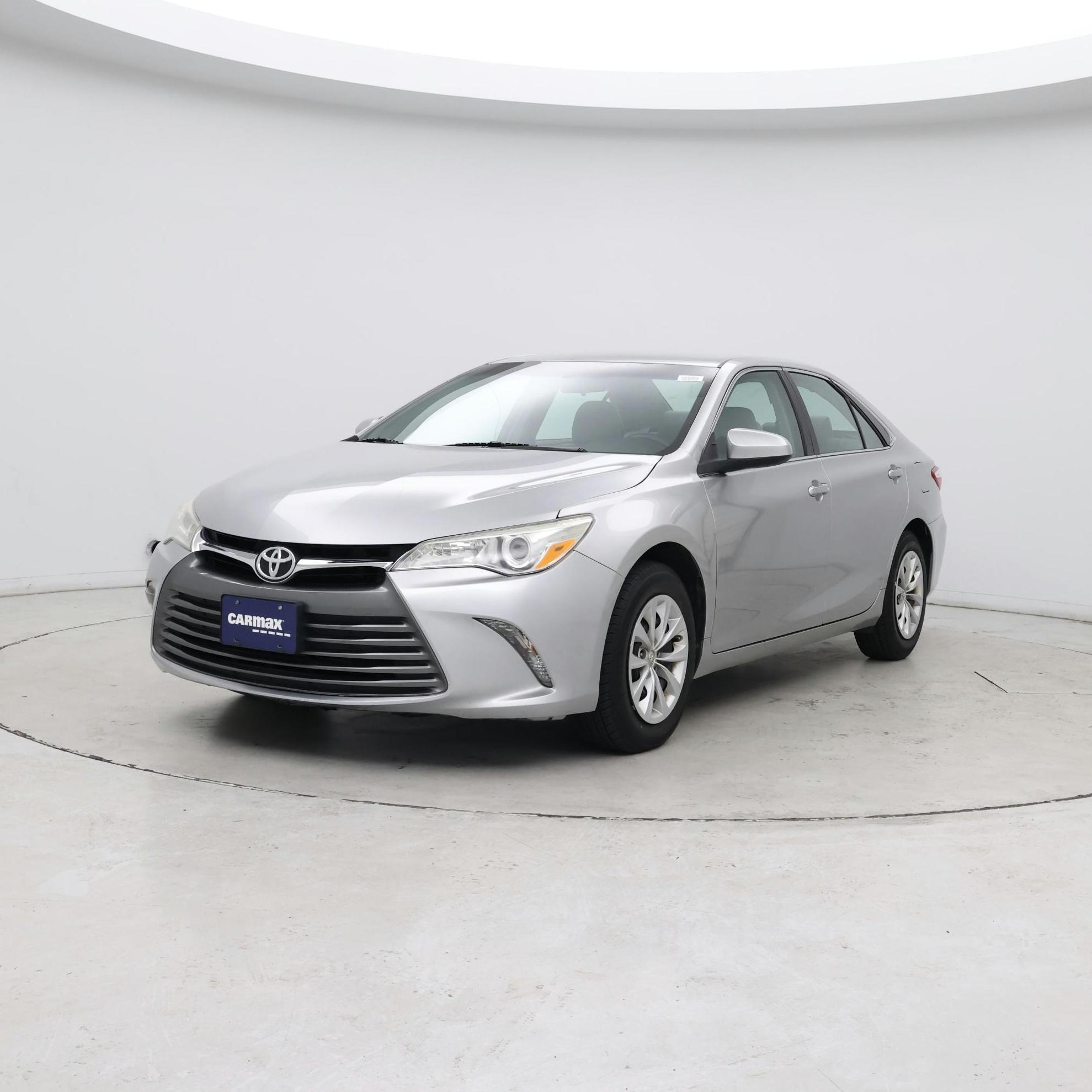 Thumbnail: 2017 Toyota Camry - 4