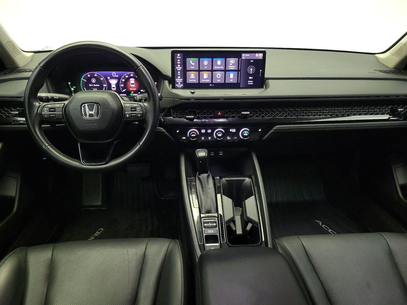 Apple CarPlay® & Android Auto™