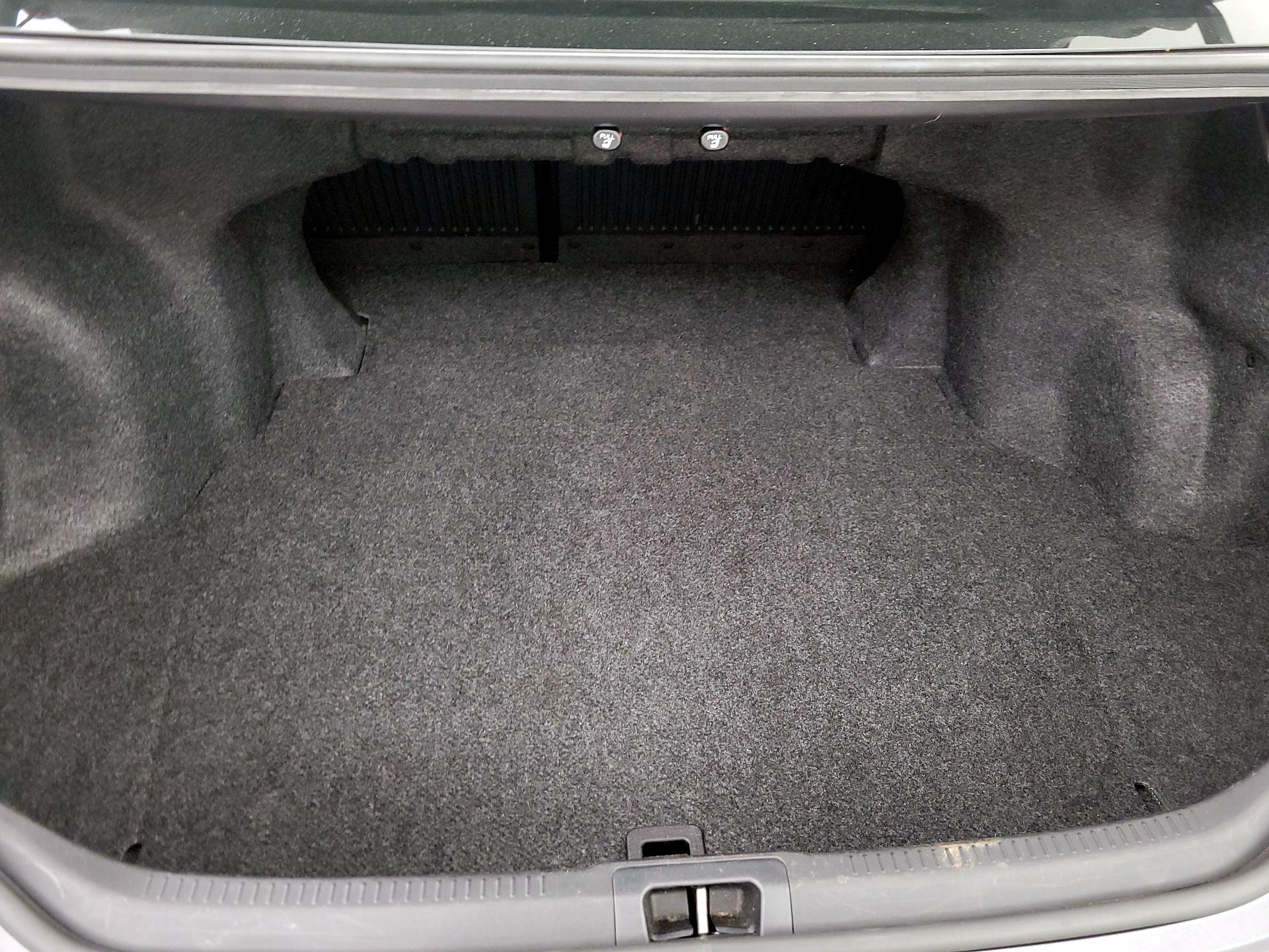Thumbnail: 2014 Toyota Camry - 20
