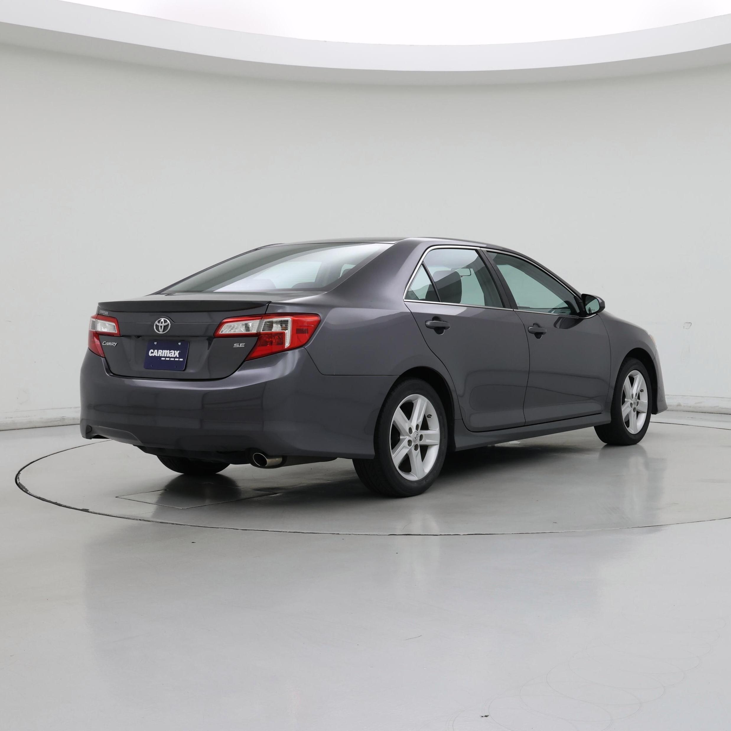Thumbnail: 2014 Toyota Camry - 8