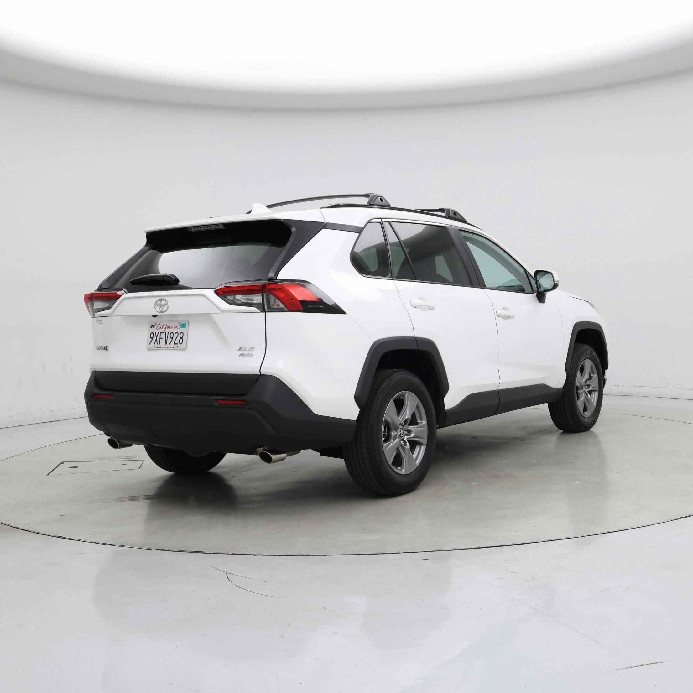 Thumbnail: 2025 Toyota RAV4 - 8