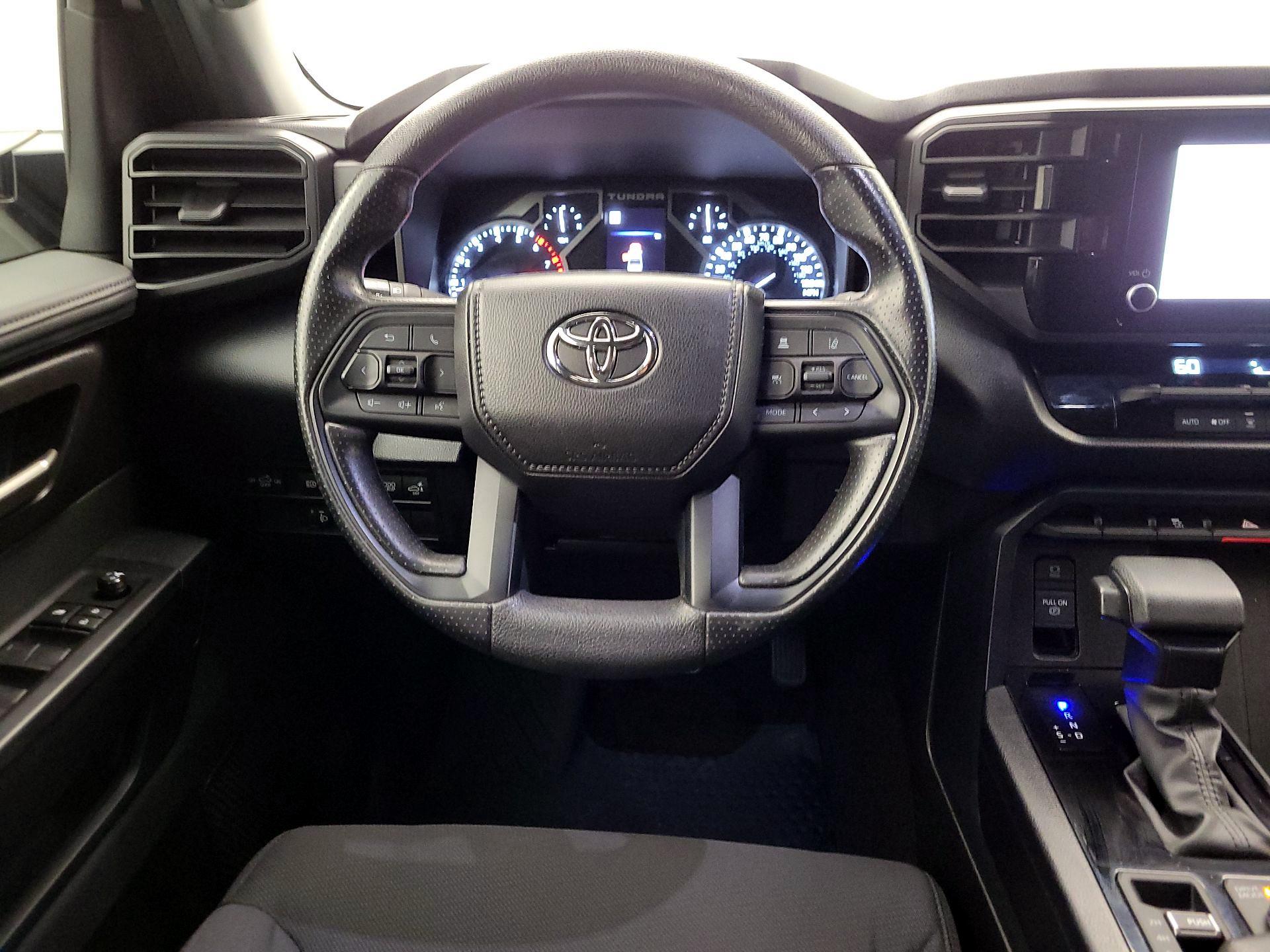 Thumbnail: 2025 Toyota Tundra - 10