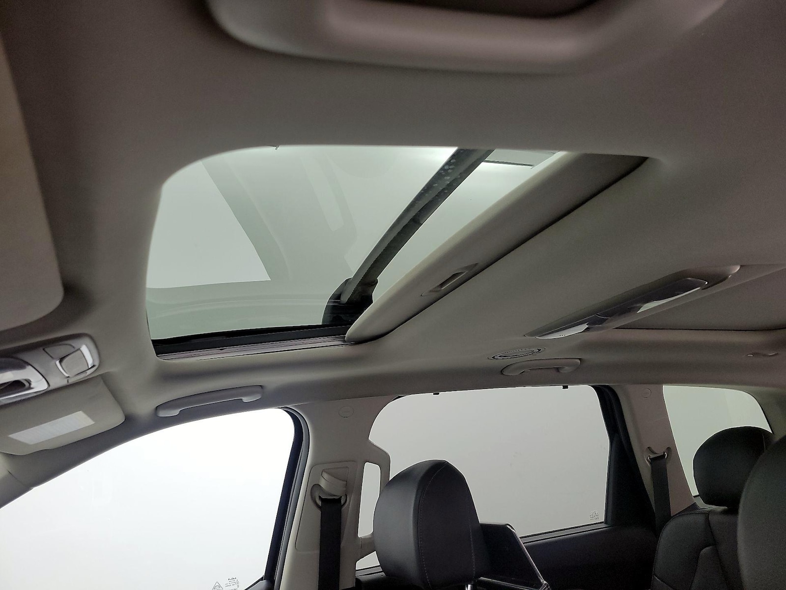Sunroof(s) & Skylight(s)