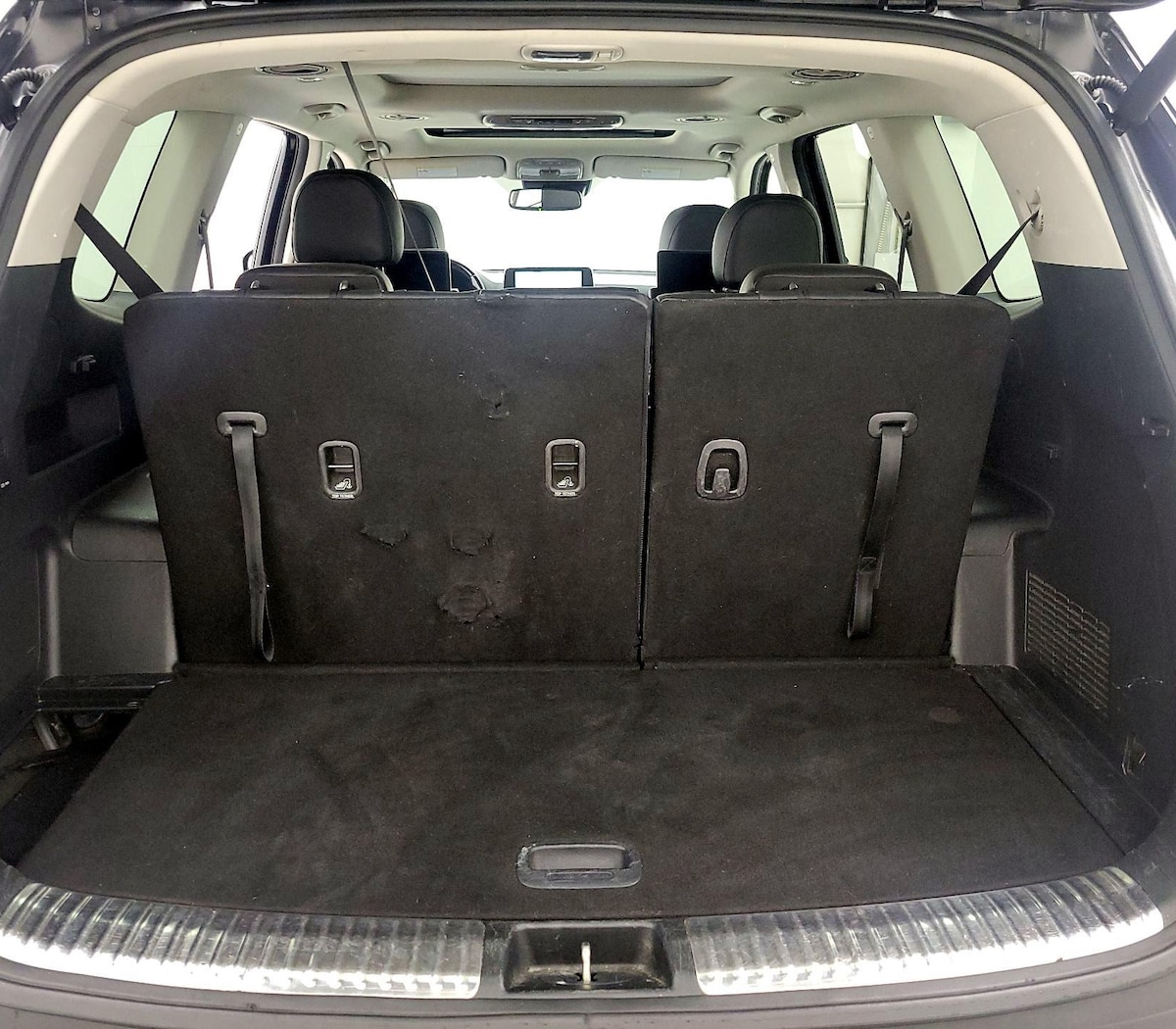 Trunk/Cargo (Seats Up)