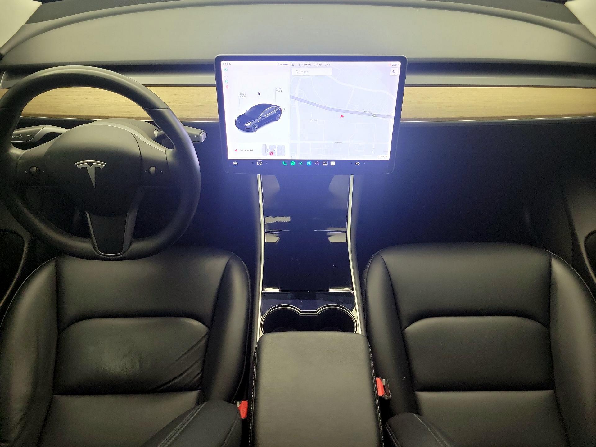 Thumbnail: 2019 Tesla Model 3 - 9